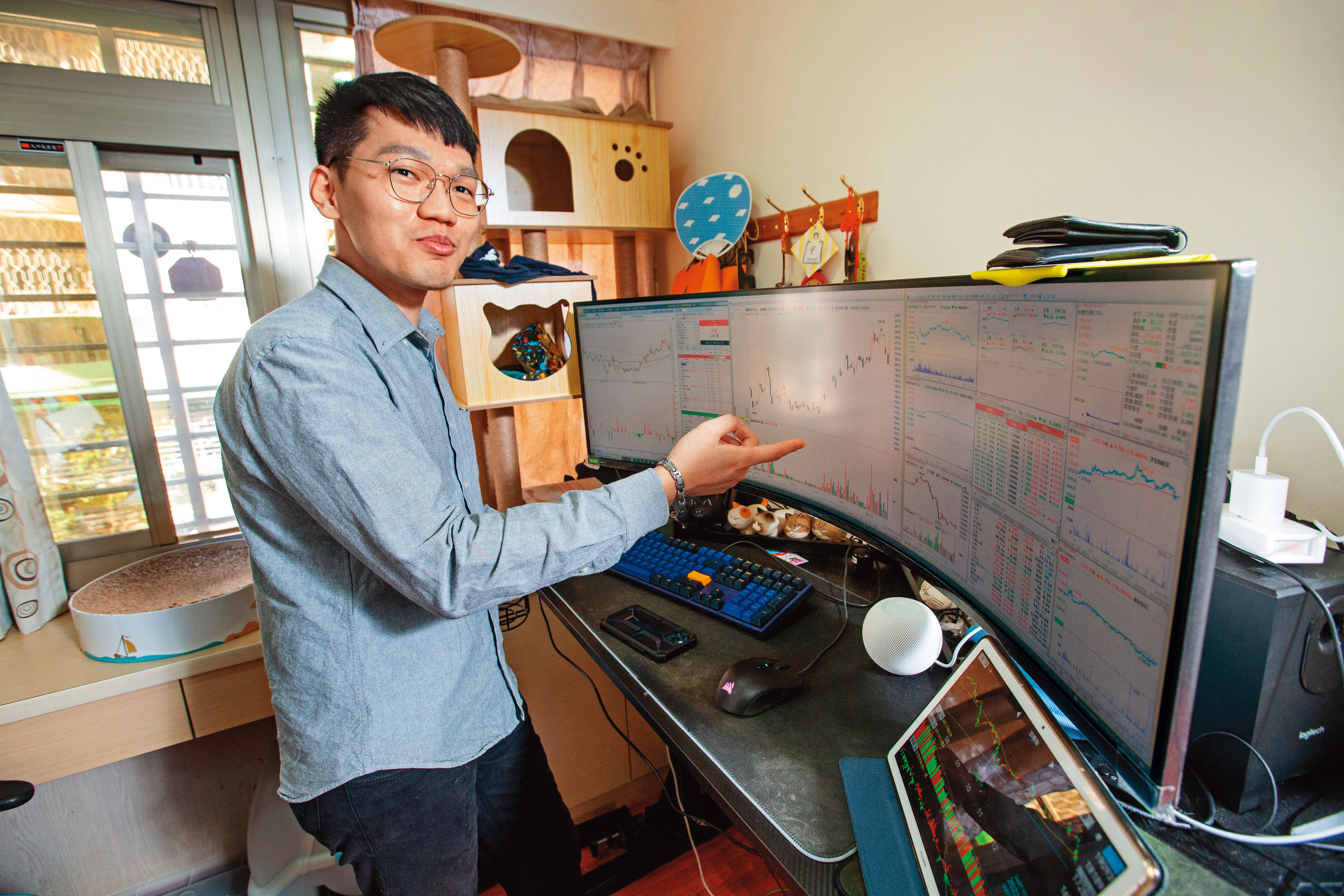 傅鈺國效仿法人操作慣性，透過檢視基本面變化，每半年換股一次，為的是持續抓住成長股。