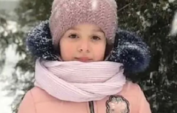 6歲女童索菲亞與家人逃難之際，慘遭俄軍屠殺。（翻攝自Twitter）  