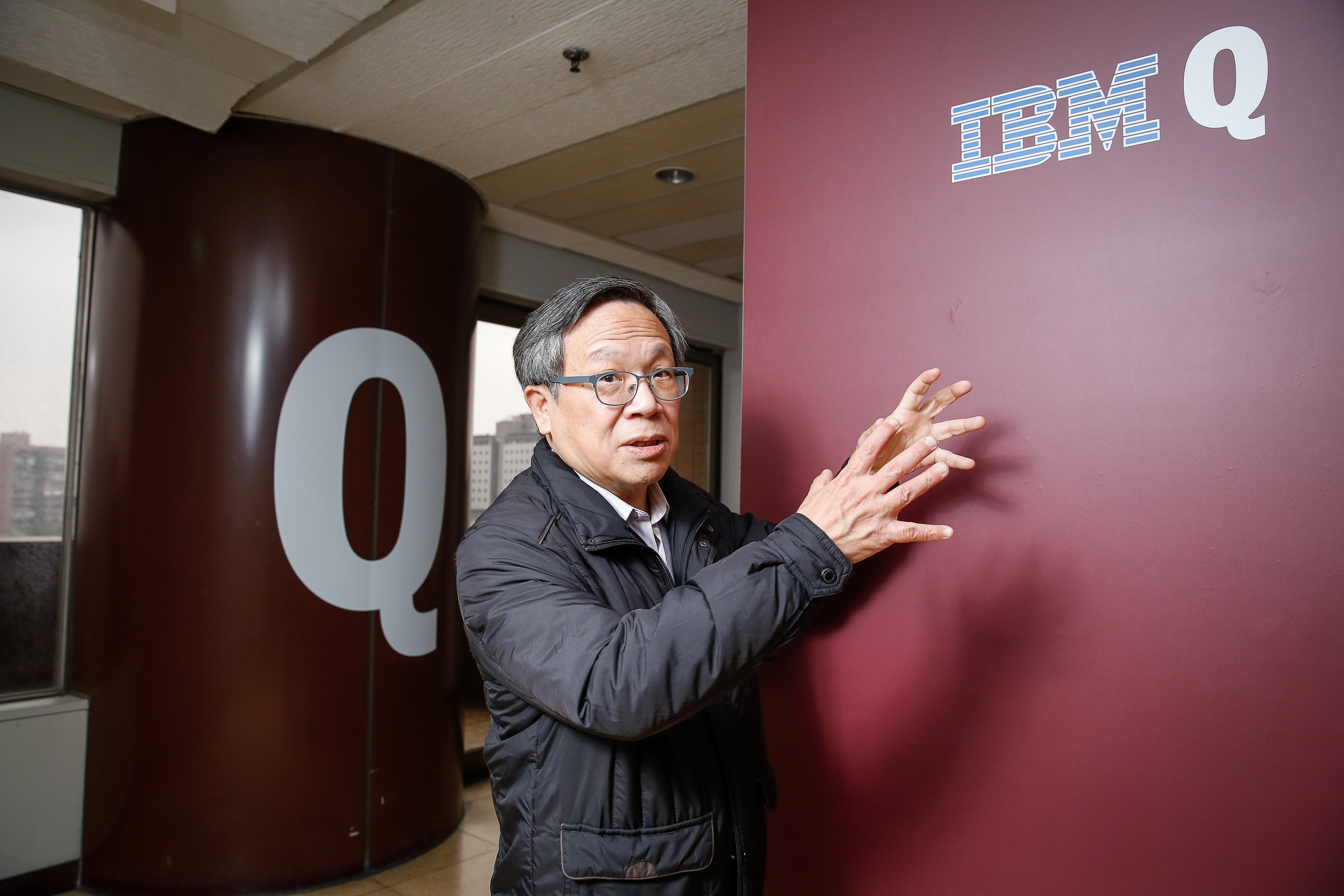 台大IBM量子電腦中心主任張慶瑞向本刊透露，過去幾十年來只有學界關注的量子電腦，近2、3年政府、業界，開始有大量資金投入。