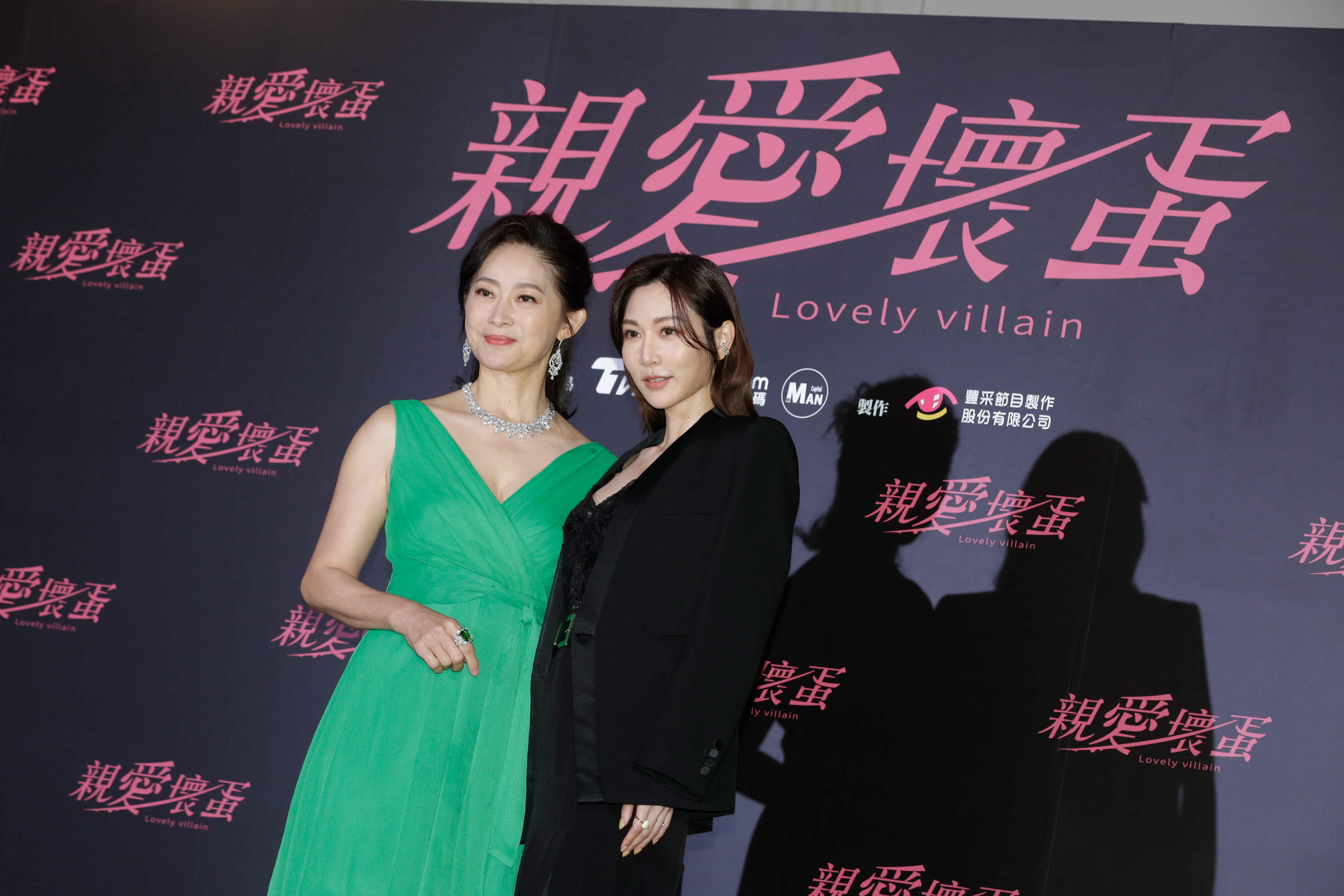 劉瑞琪（左）、曾莞婷（右）飾演心機豪門母女。