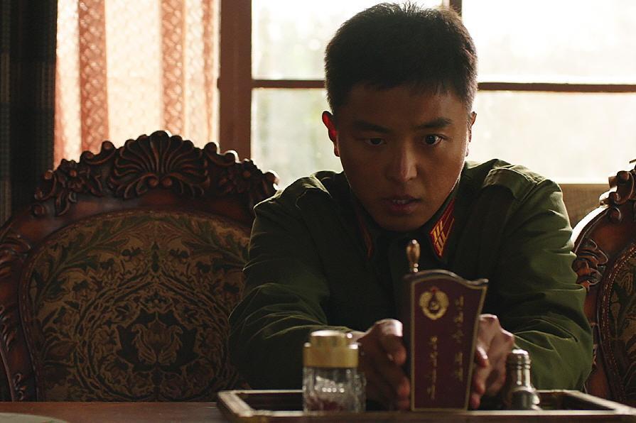 延玗臻在片中飾演為妻小付出的模範士兵，他8年前就已接到邀約，看完劇本立刻決定接演。（車庫娛樂提供）