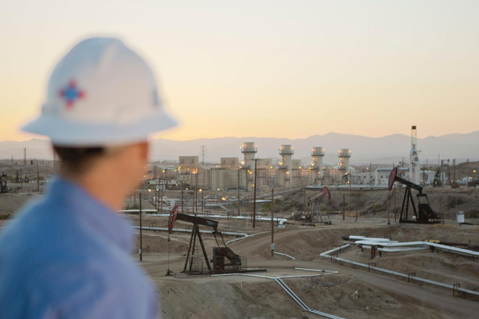 烏俄衝突爆發能源危機這檔ETF小黑馬2天飆2成- 鏡週刊Mirror Media