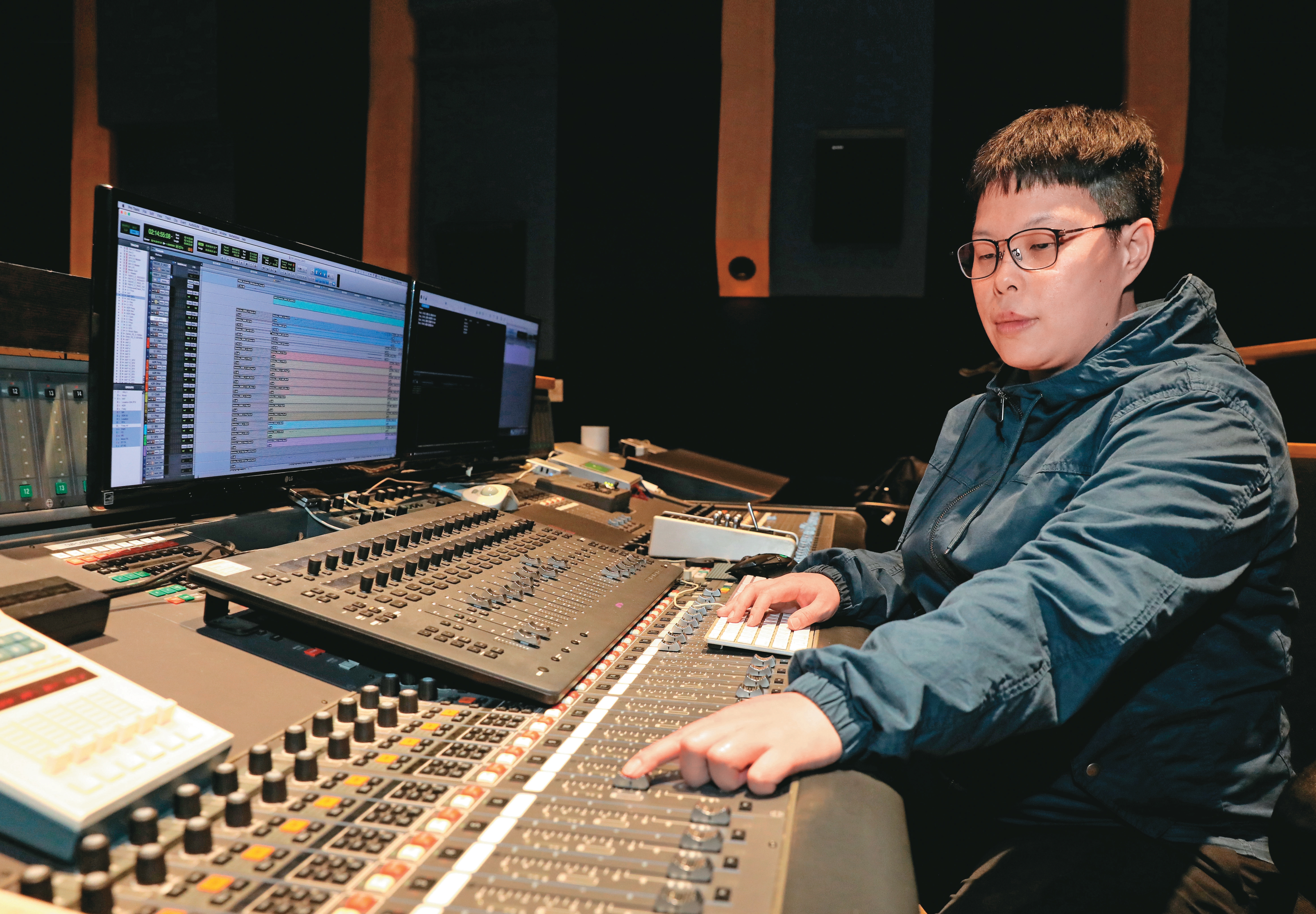 一部片的後期聲音製作除了使用聲音庫外,簡豐書也會在平常生活中網羅各種聲音。