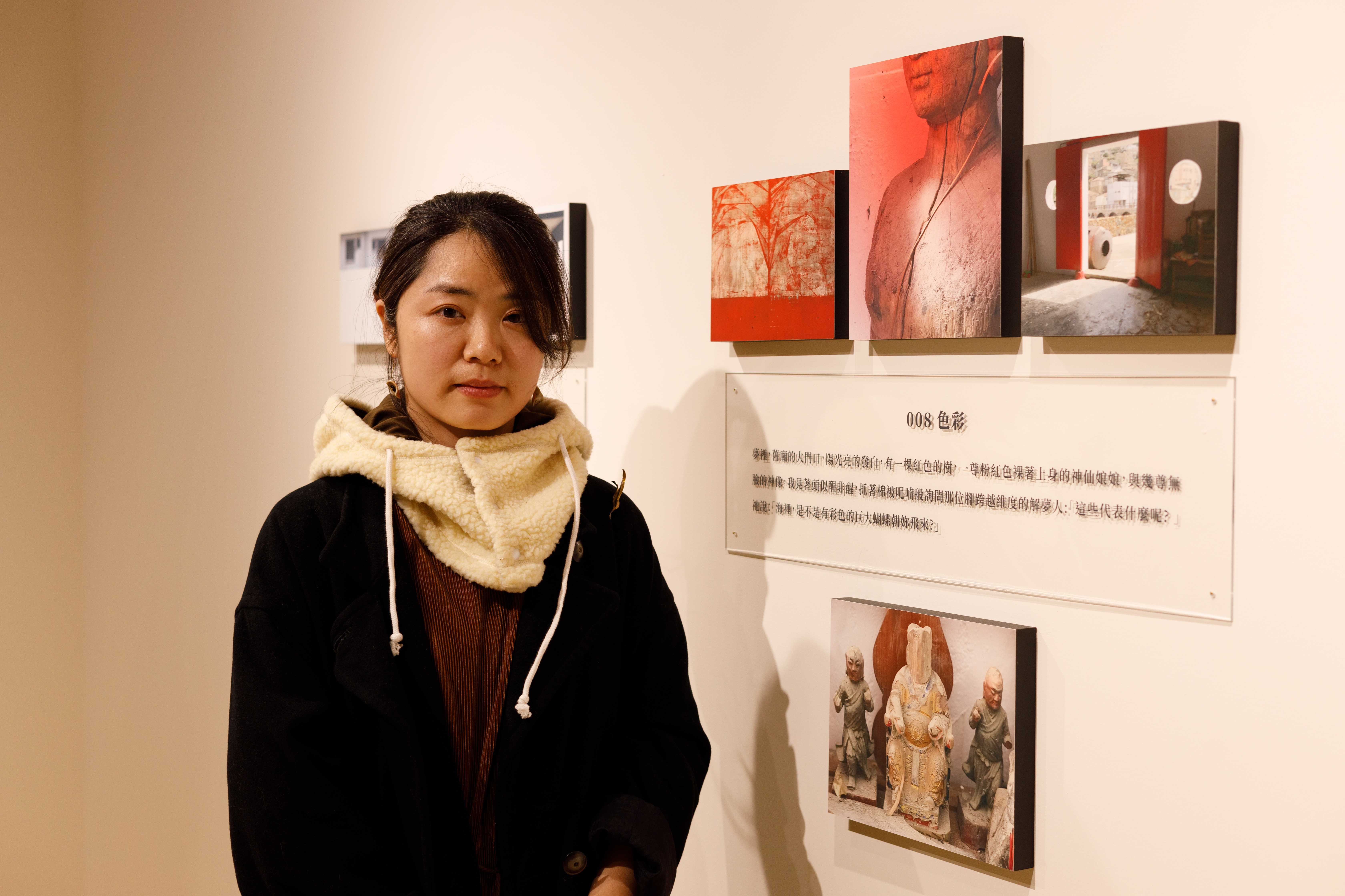藝術家徐育霓擅長以影像、文字記錄環境，作為創作元素。