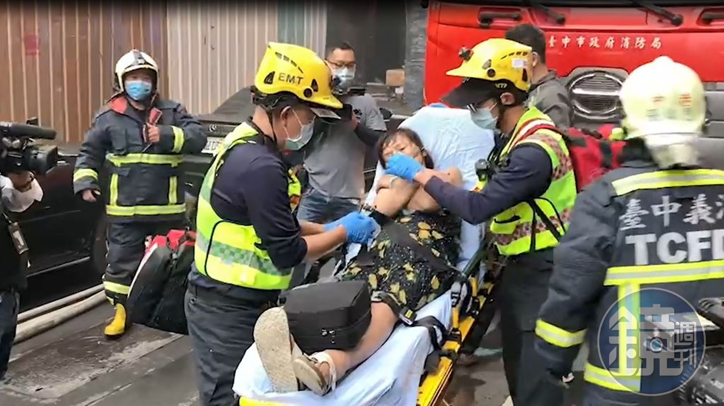 中市昨天的民宅火警，已有6人死亡、7人受傷，是近20多年來，中市死傷最嚴重的民宅火警。（翻攝畫面）