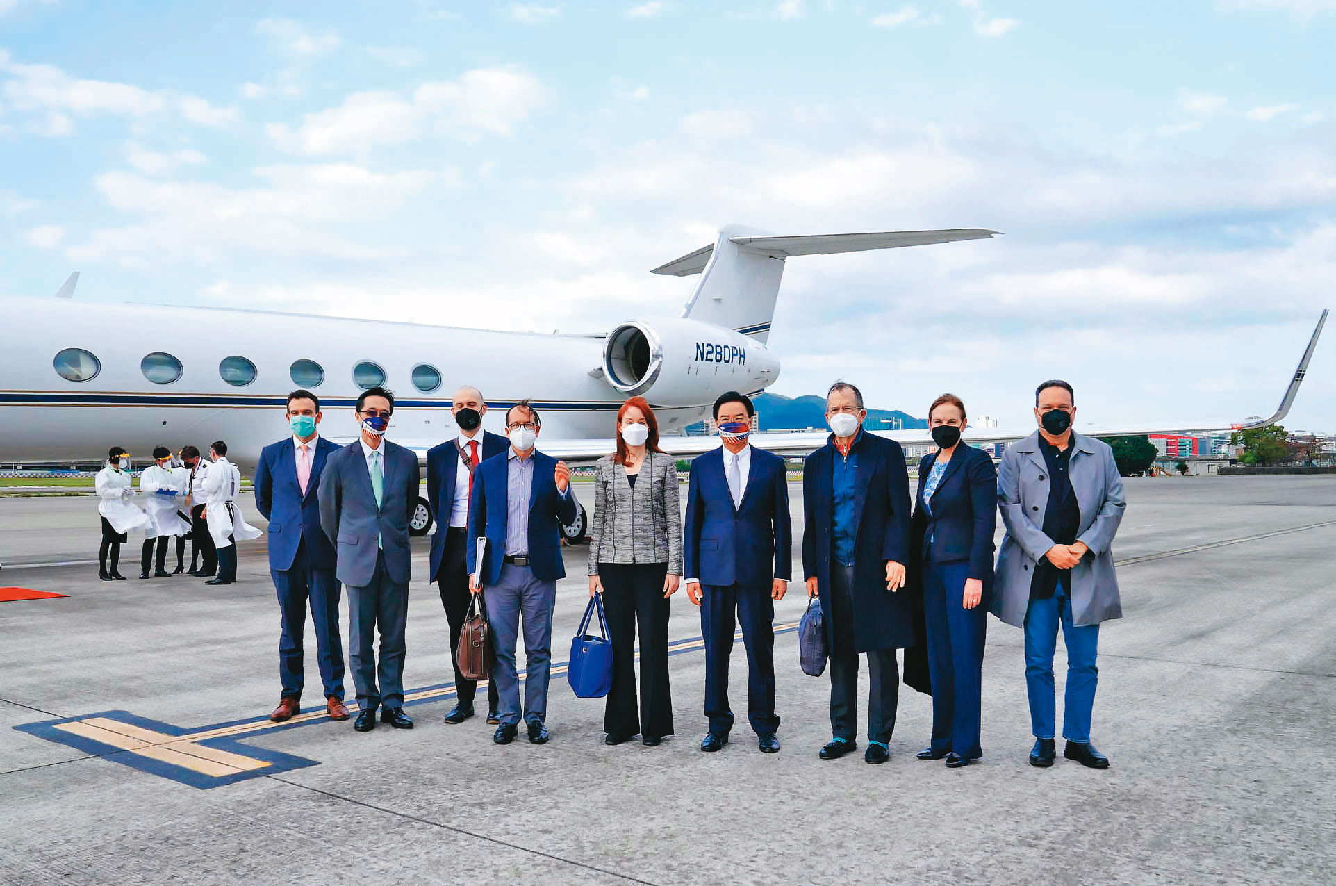 以前參謀首長聯席會議主席Michael Mullen為首的美國代表團上週訪台，外界解讀，美方藉此表達關心台灣的立場。（外交部提供）