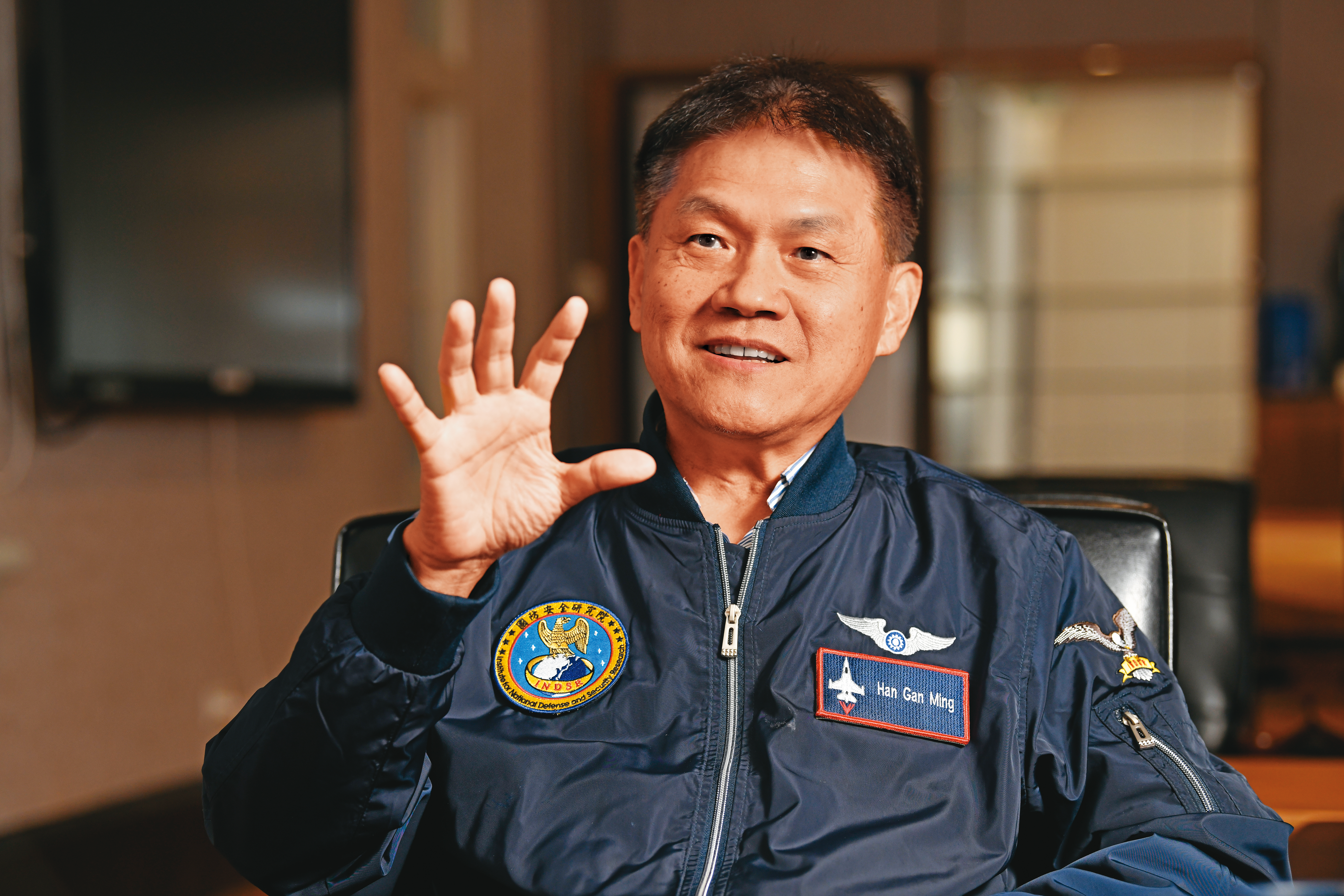 熟悉後備制度的國防院研究員韓岡明倡議，台灣應以368個鄉鎮市區為單位，建立領土防衛部隊。