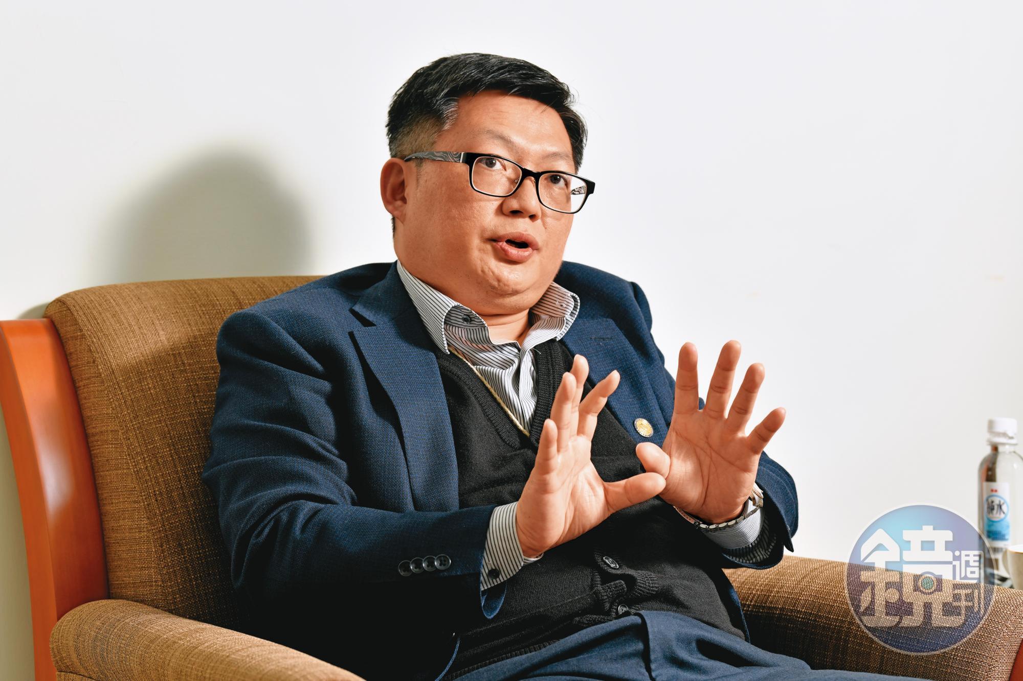 國防院助理研究員曾怡碩認為,這次烏俄大戰凸顯精神戰力非常重要,俄國因太過自信而失算。