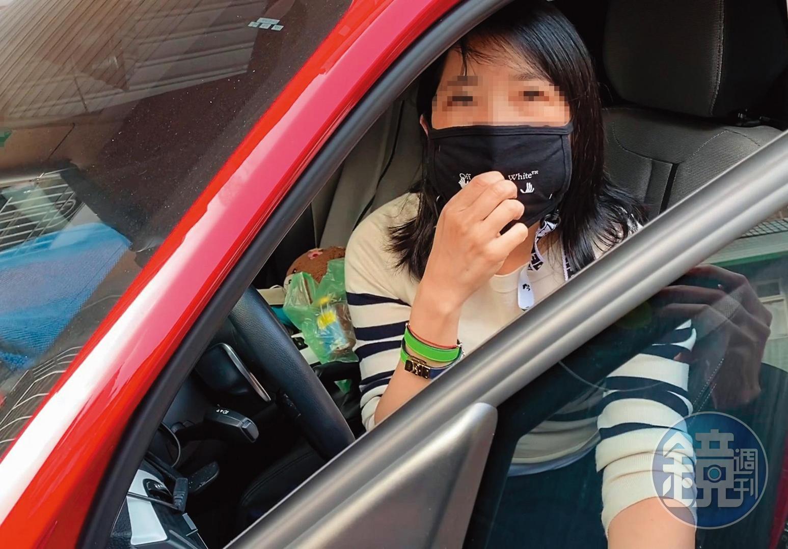 16：01，	幫澎恰恰處理生活雜事的女子，自稱僅是造型師，而且聲稱跟澎恰恰沒有很常聯絡。
