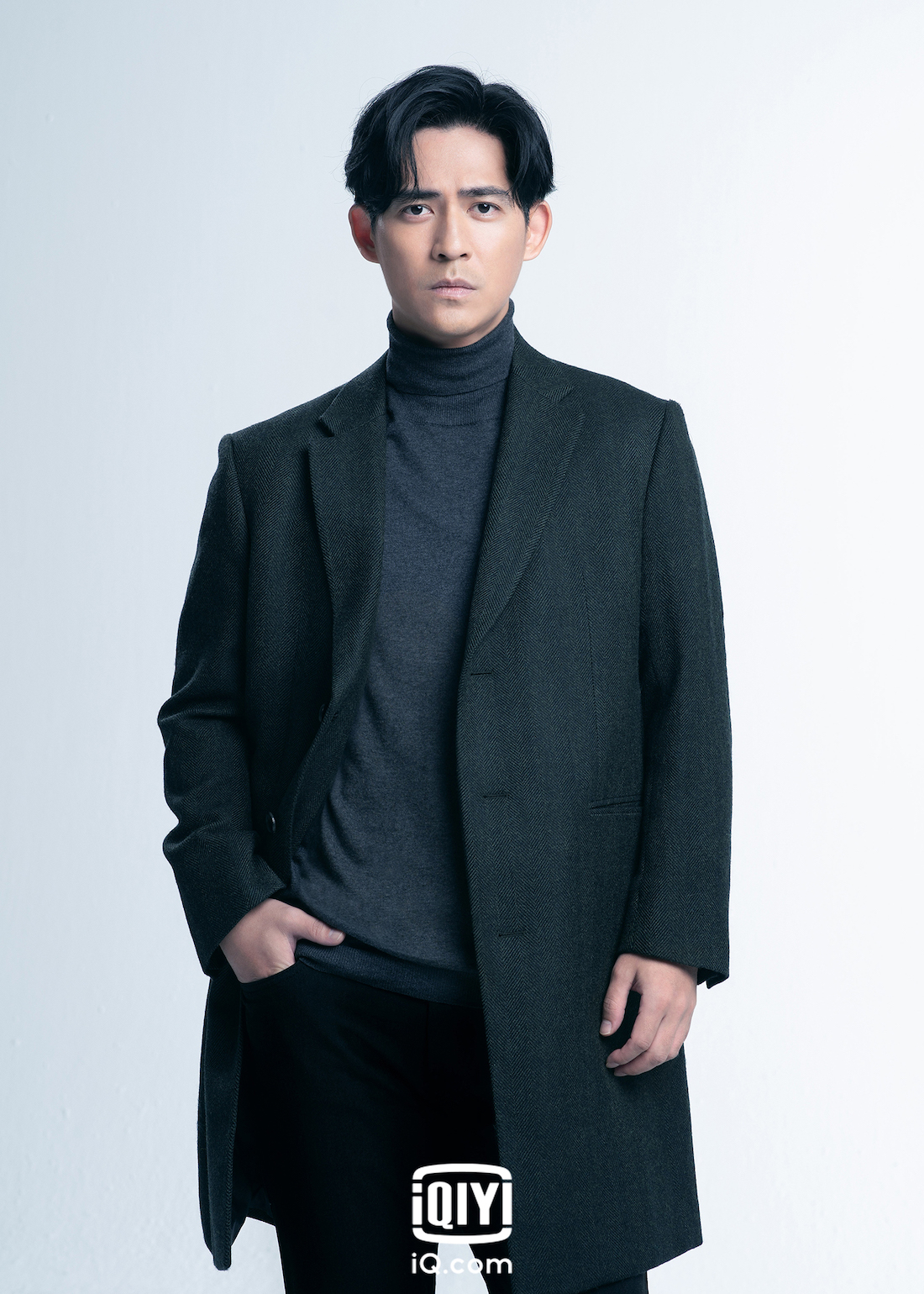 仔仔近期戲路廣，去年在電視劇逆局中有精彩表現，但私下對感情生活相當低調。（愛奇藝提供）