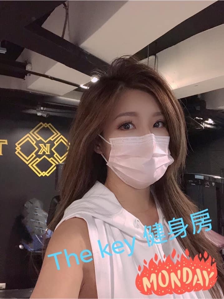 健身房前房東控訴李愛綺夫妻惡意欠租265萬元，李今晨發文辯駁。（翻攝自臉書）
