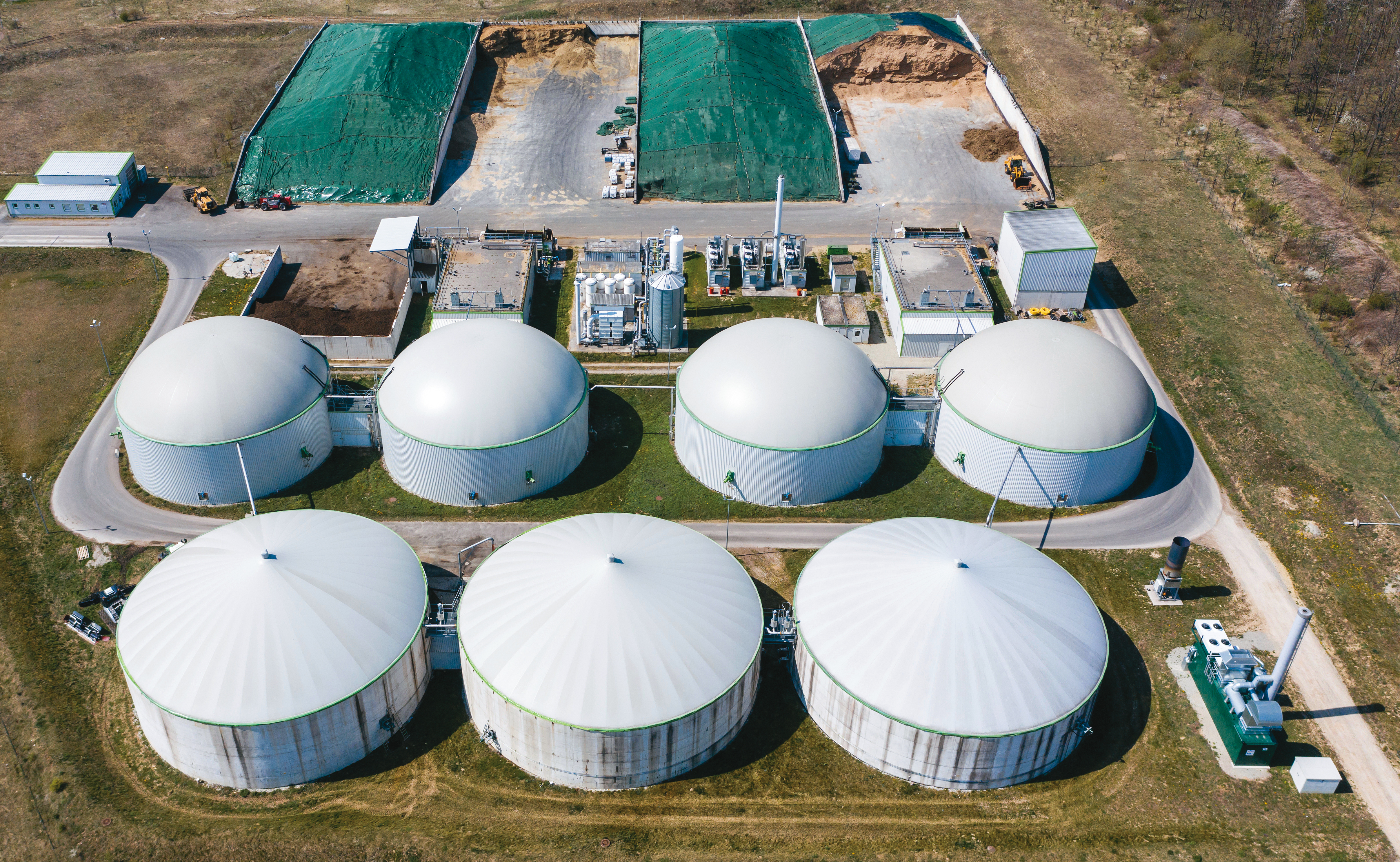 本刊調查，為減少溫室氣體排放，各國政府開始投入沼氣發電，還吸引許多大型跨國企業投入。（達志影像）