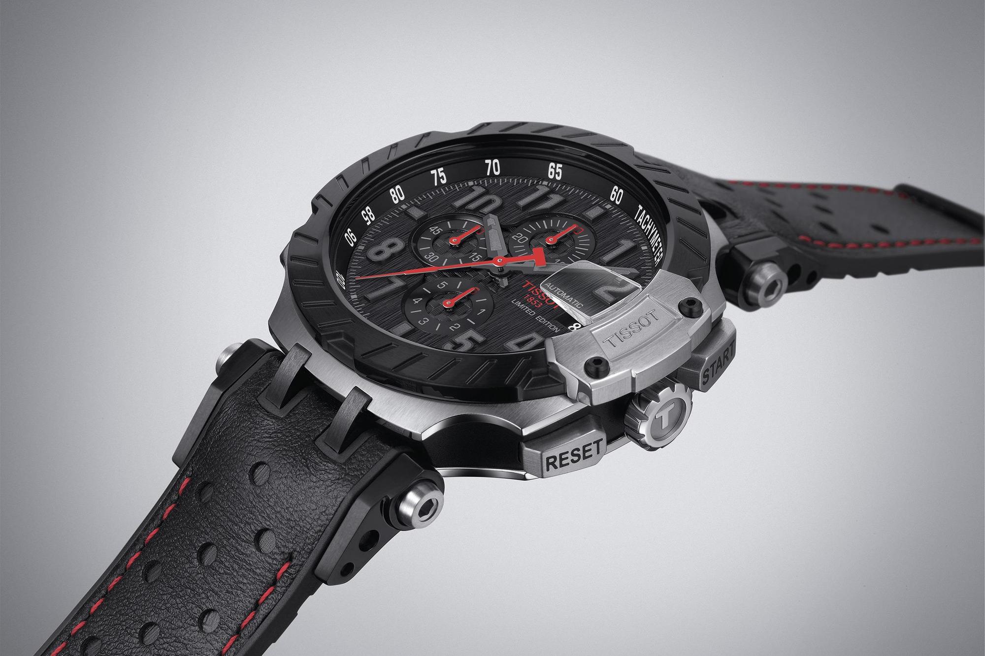 MotoGP自動款,限量3,333只,建議售價NT$32,400。