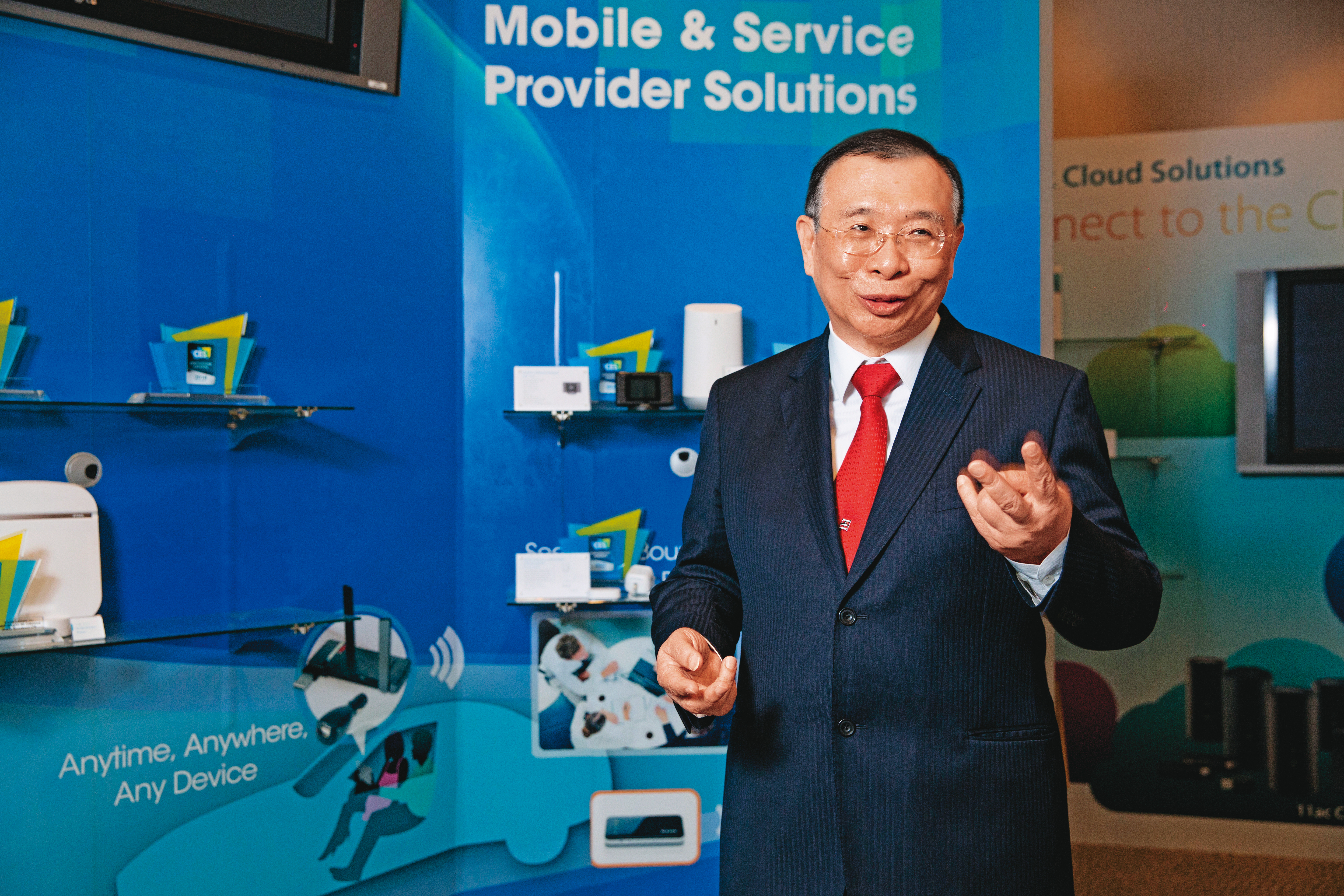 光洋科大股東、台鋼集團會長謝裕民和公司派和解，賣股獲利出場。