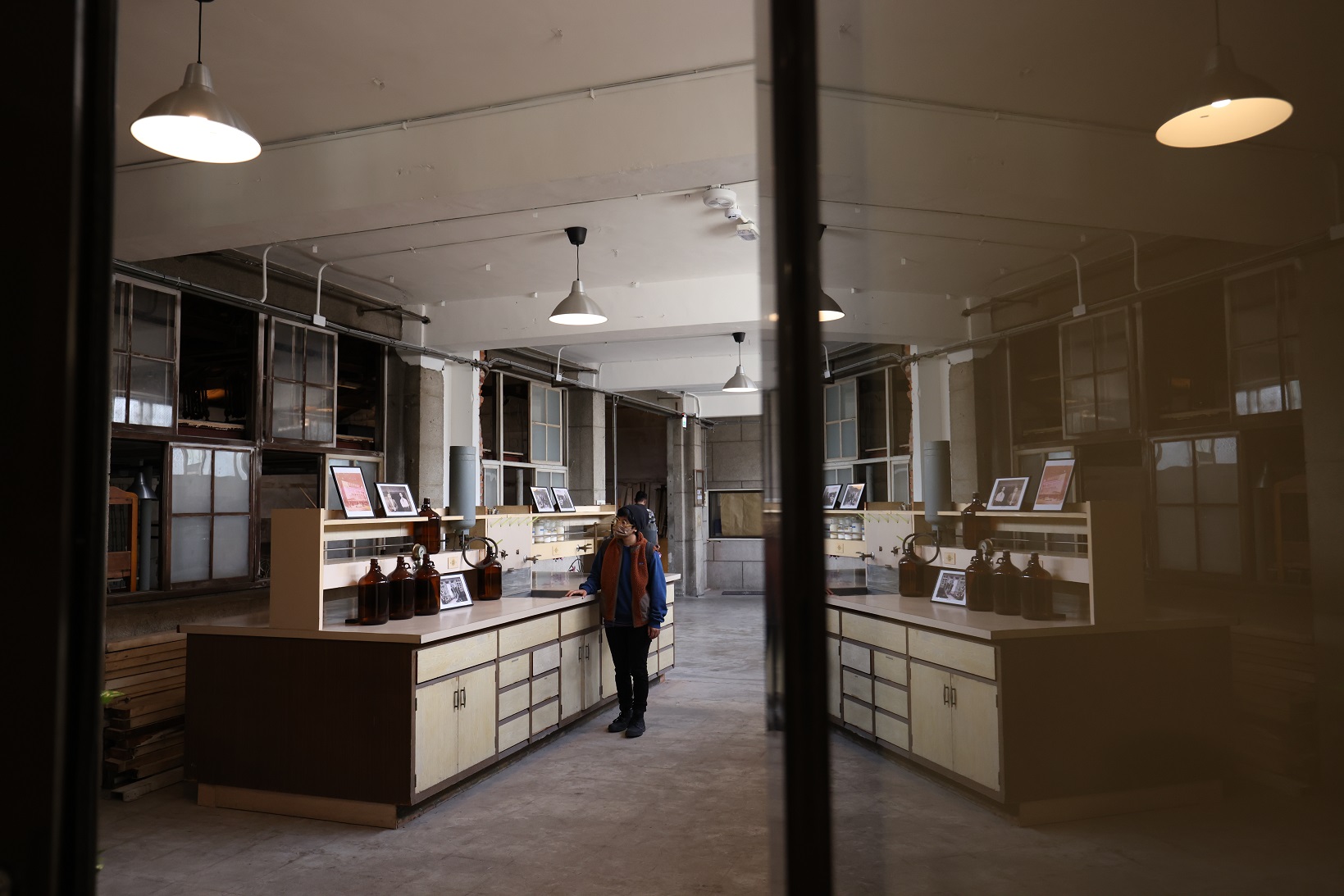 展示區可看見過去工廠使用的器具。
