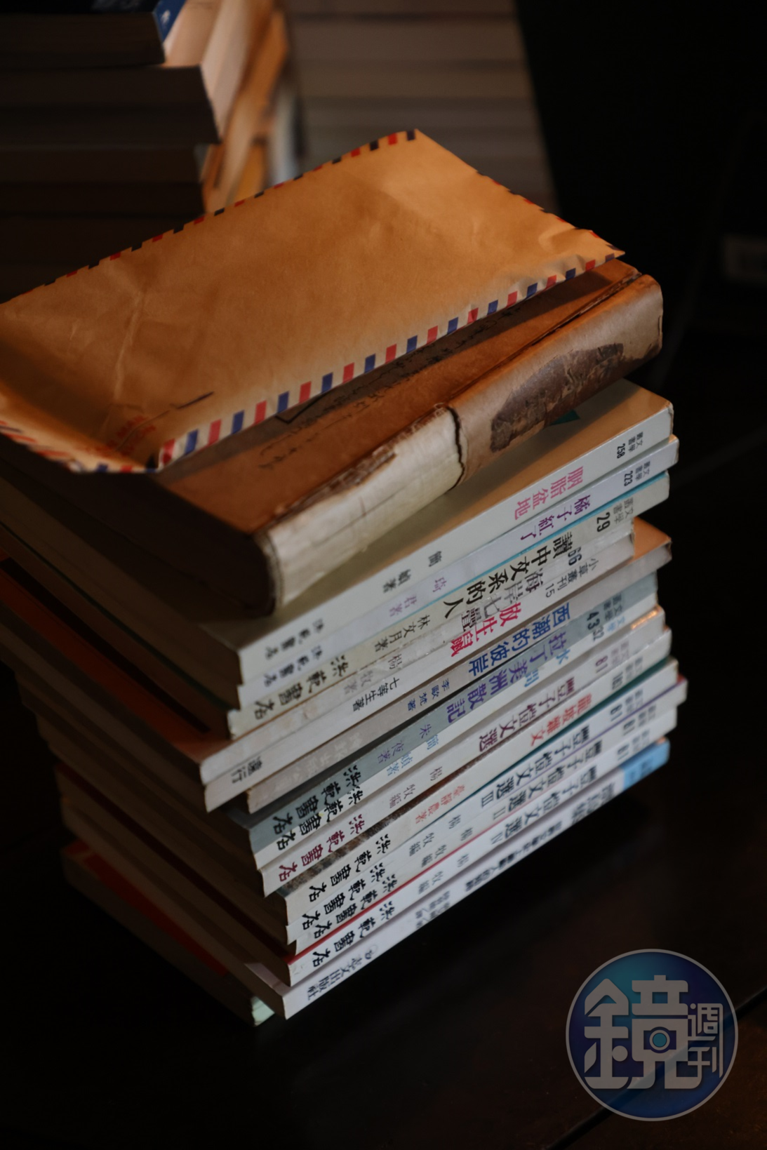 收藏許多絕版書籍,是「給孤獨者書店」的特色。