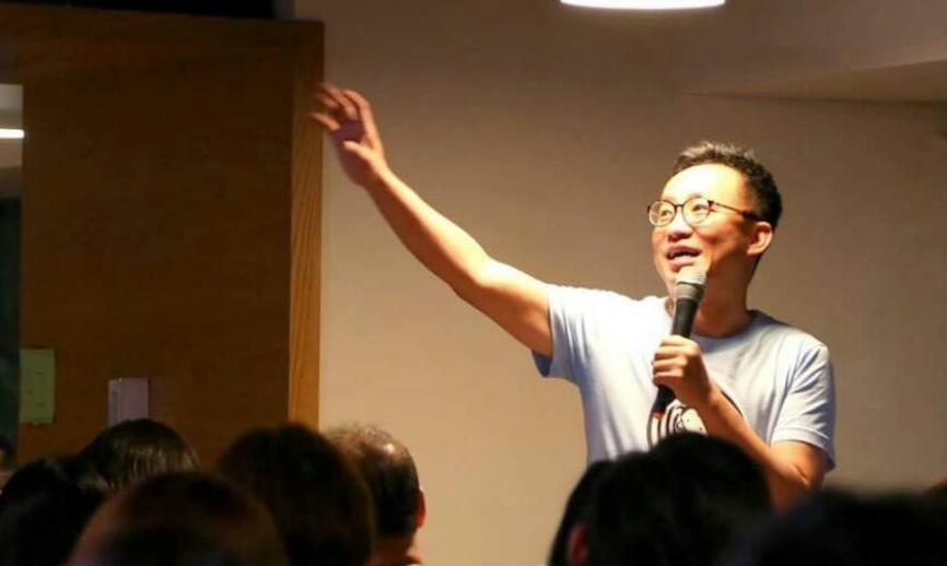 資深音樂人許常德針對中一中師生言語衝突事件表達看法。（翻攝許常德臉書）