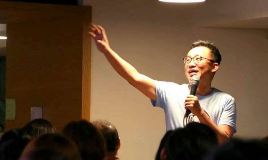 資深音樂人許常德針對中一中師生言語衝突事件表達看法。（翻攝許常德臉書）