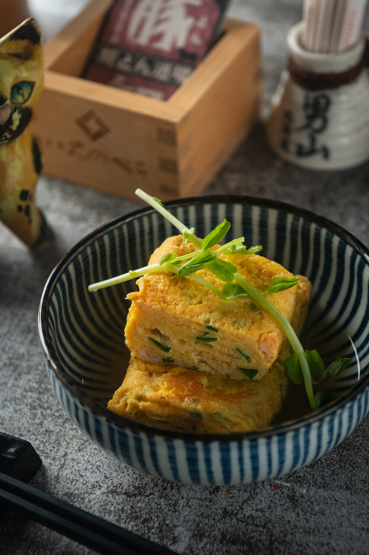 「和風蝦味蛋捲」淋上高湯特別美味。(100元/小份)