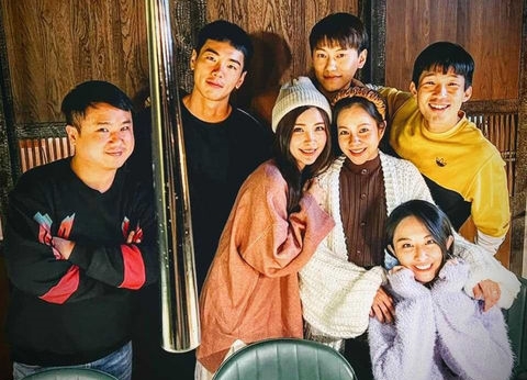 邱宇辰和吳品潔一起出席演藝圈友人聚會。（翻攝自邱宇辰IG）