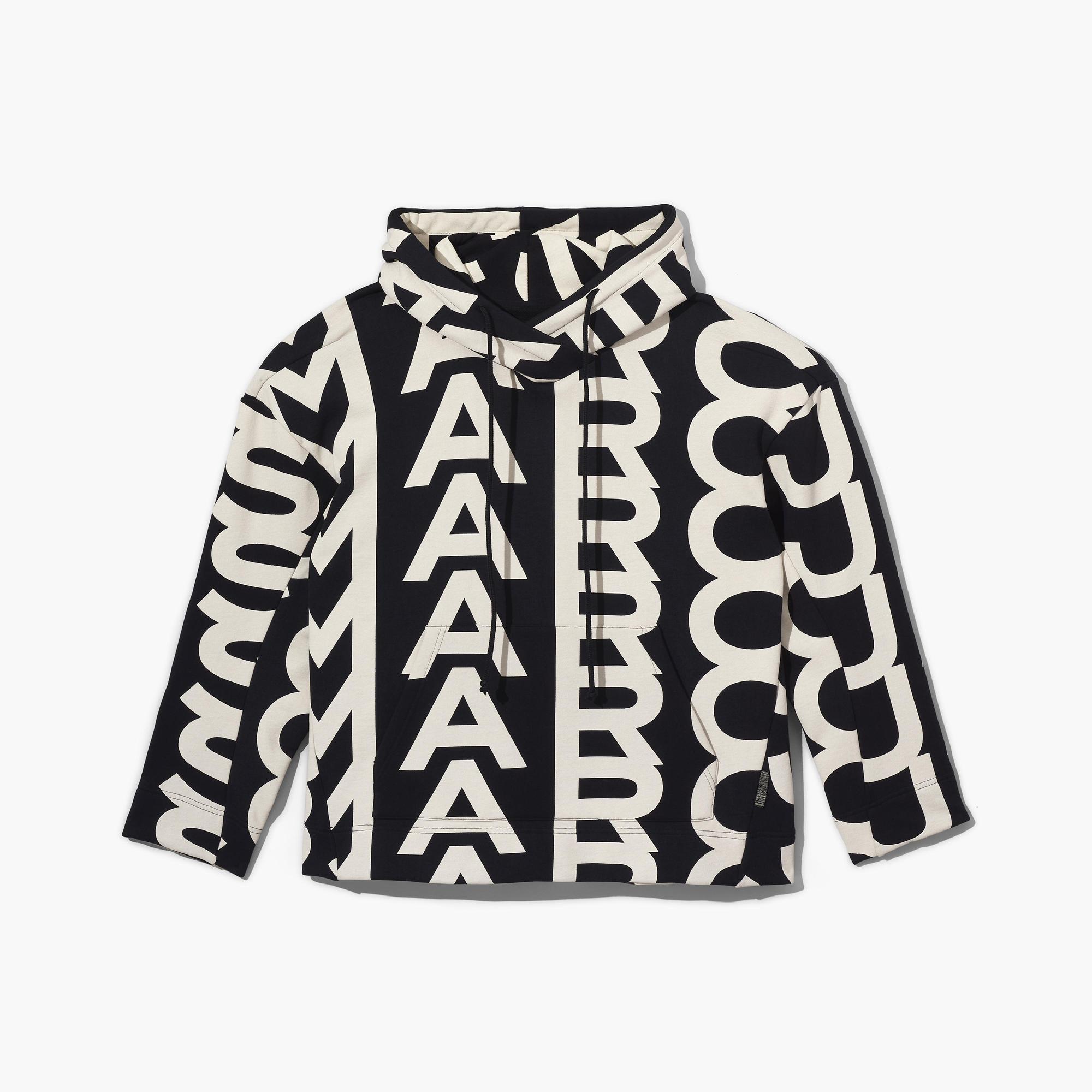 Marc Jacobs黑白Monogram連帽長袖上衣。NT$17,900(俊思提供)