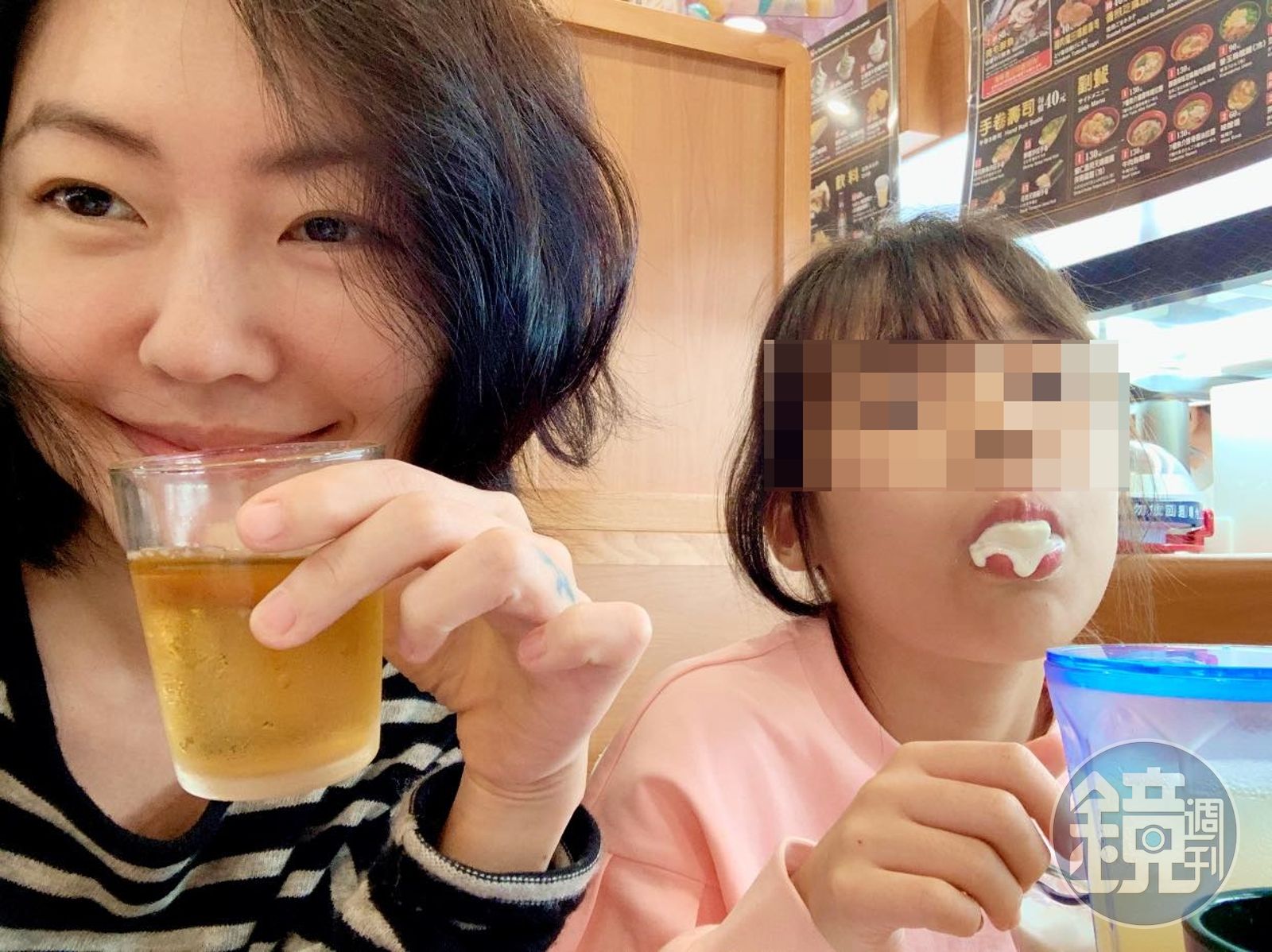 小S與女兒情同姊妹,但日前她也坦言拿最小的「許老三」沒轍。(翻攝自小S臉書)