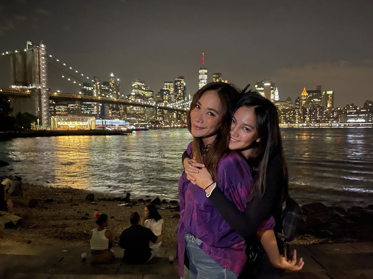 Ploy與Claudine去年就常有親密合照，當時有粉絲已猜到2人在一起。（翻攝自Ploy IG)