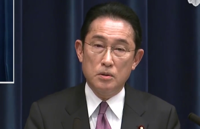 日本首相岸田文雄指出，死亡人數增至4人、傷者97人，目前仍有近4萬戶停電中。（翻攝首相官邸）