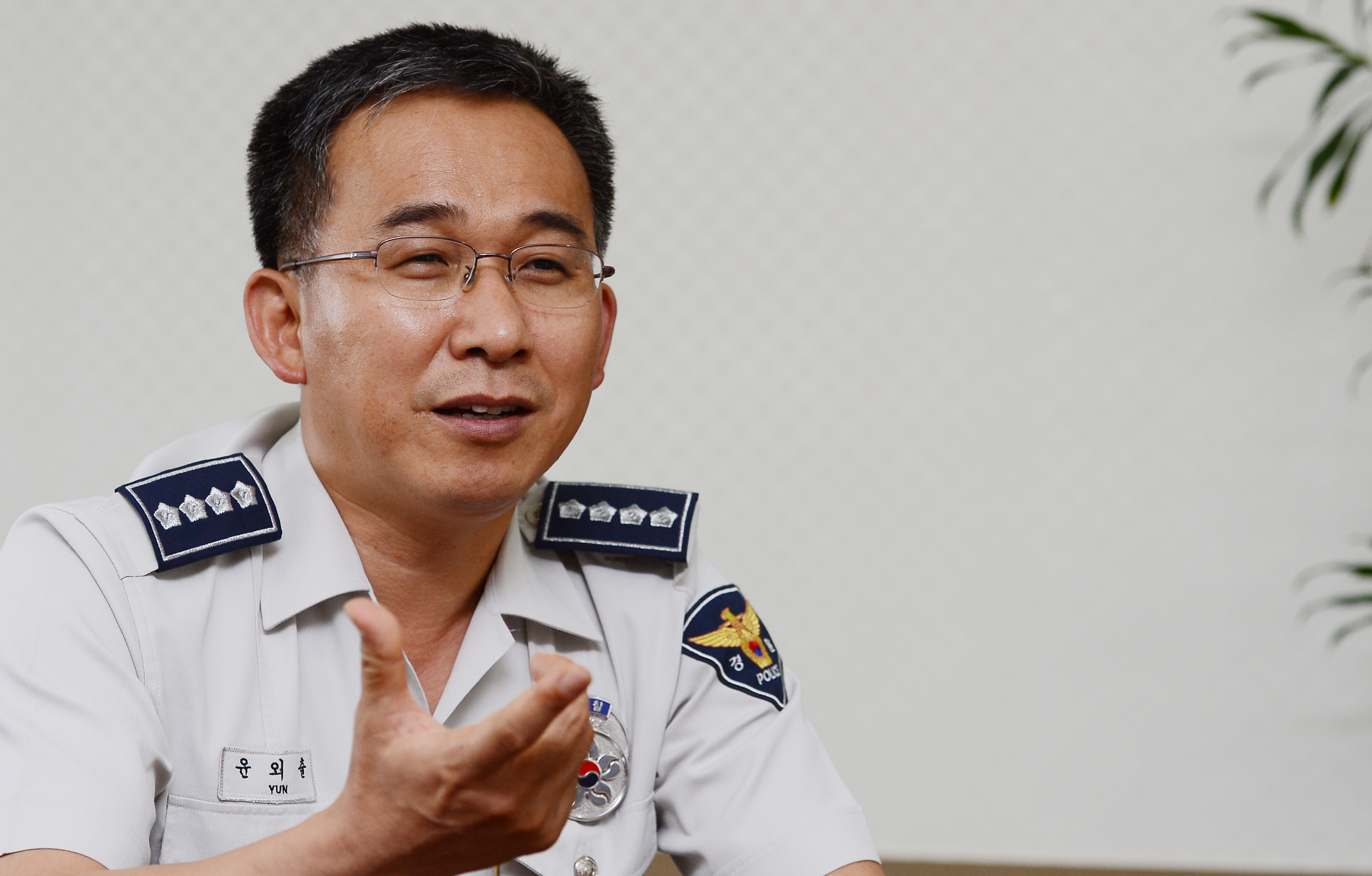 《解讀惡之心的人們》劇中的國榮秀角色原型是韓國警務官尹外出。（翻攝自京鄉新聞）