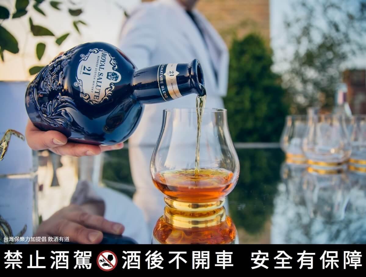 皇家禮炮《皇室之饌 新·奢饗宴品酩會》首現六感皇室盛宴，獨一無二！