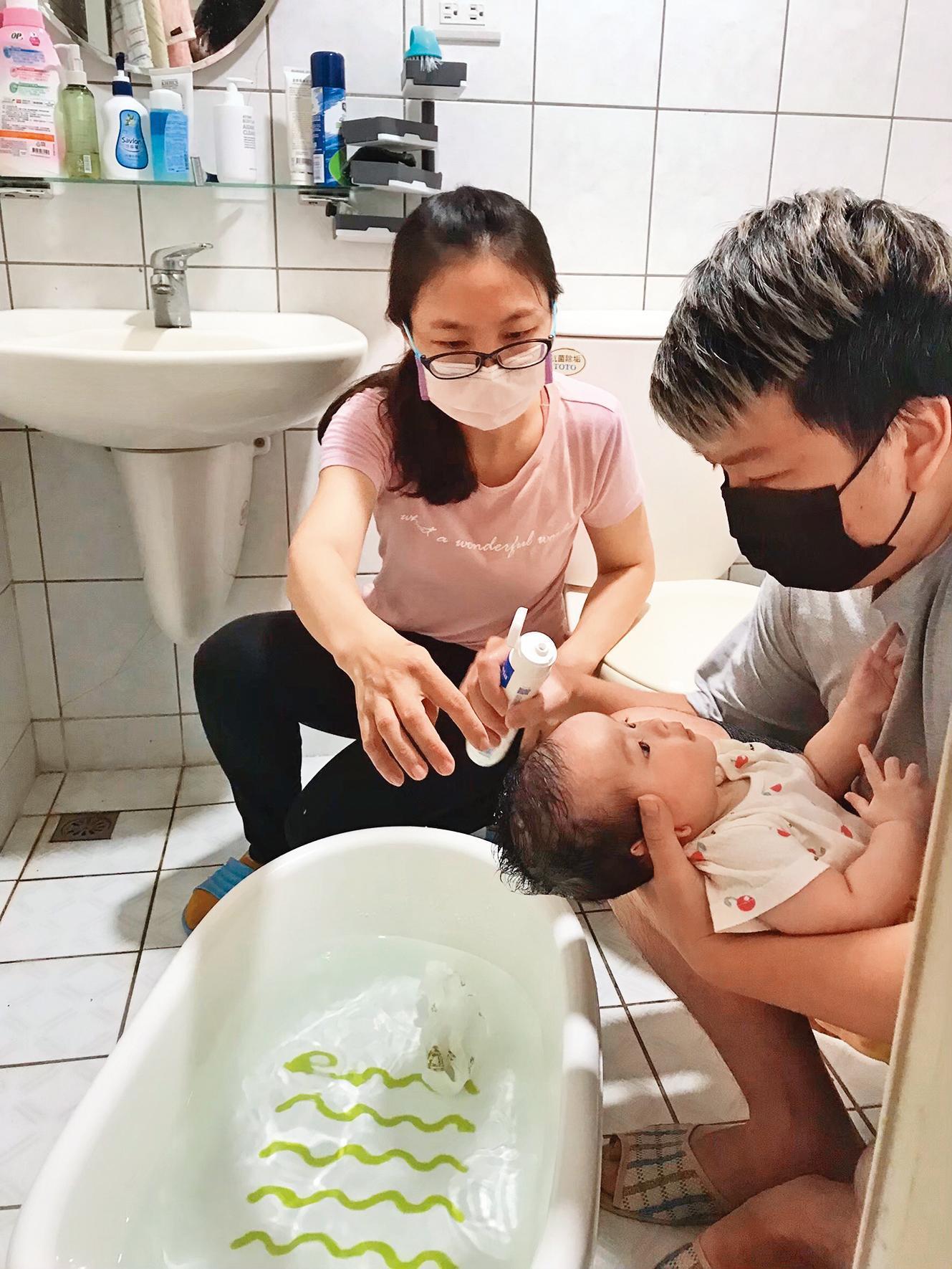 台中市政府於111年起加碼生育津貼,減輕夫妻育兒的經濟負擔。