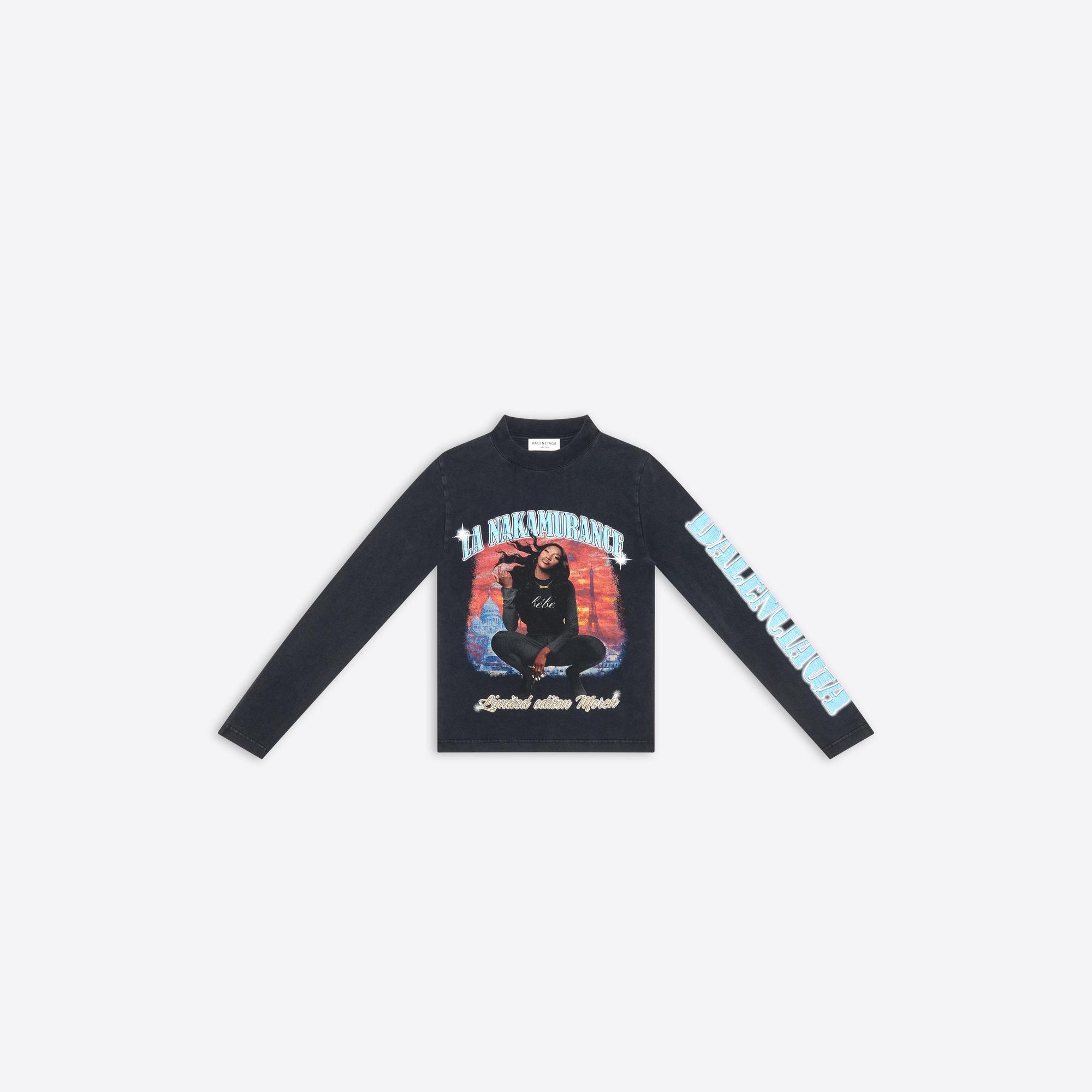 AYA NAKAMURA黑色棉質長上衣 NT$23,850 Balenciaga。(Balenciaga提供)