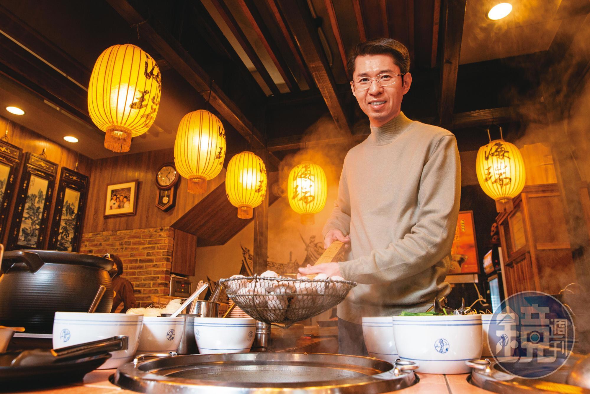 黃世凱是新竹海瑞摃丸第三代接班人，他將爺爺的手藝打進全台賣場與海外通路，去年締造2億元營收。