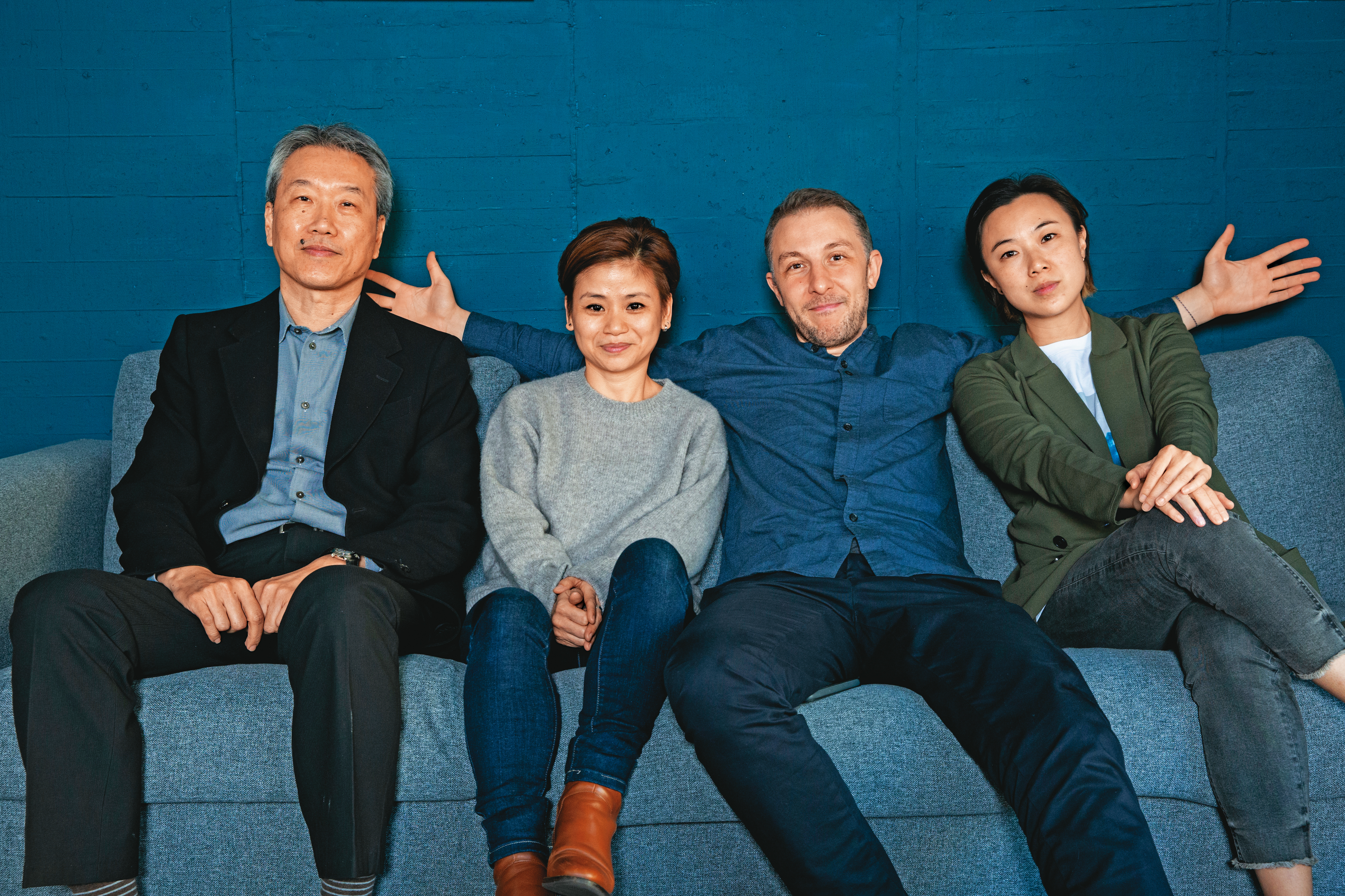 《為了國家》幕後製作團隊陣容堅強，包括導演哈希德阿米（右二）、製片馬君慈（右一）和監製馬天宗（左一）。電影也吸引政府單位投資，左二為文策院內容策進處國際合資組組長唐翊雯。 