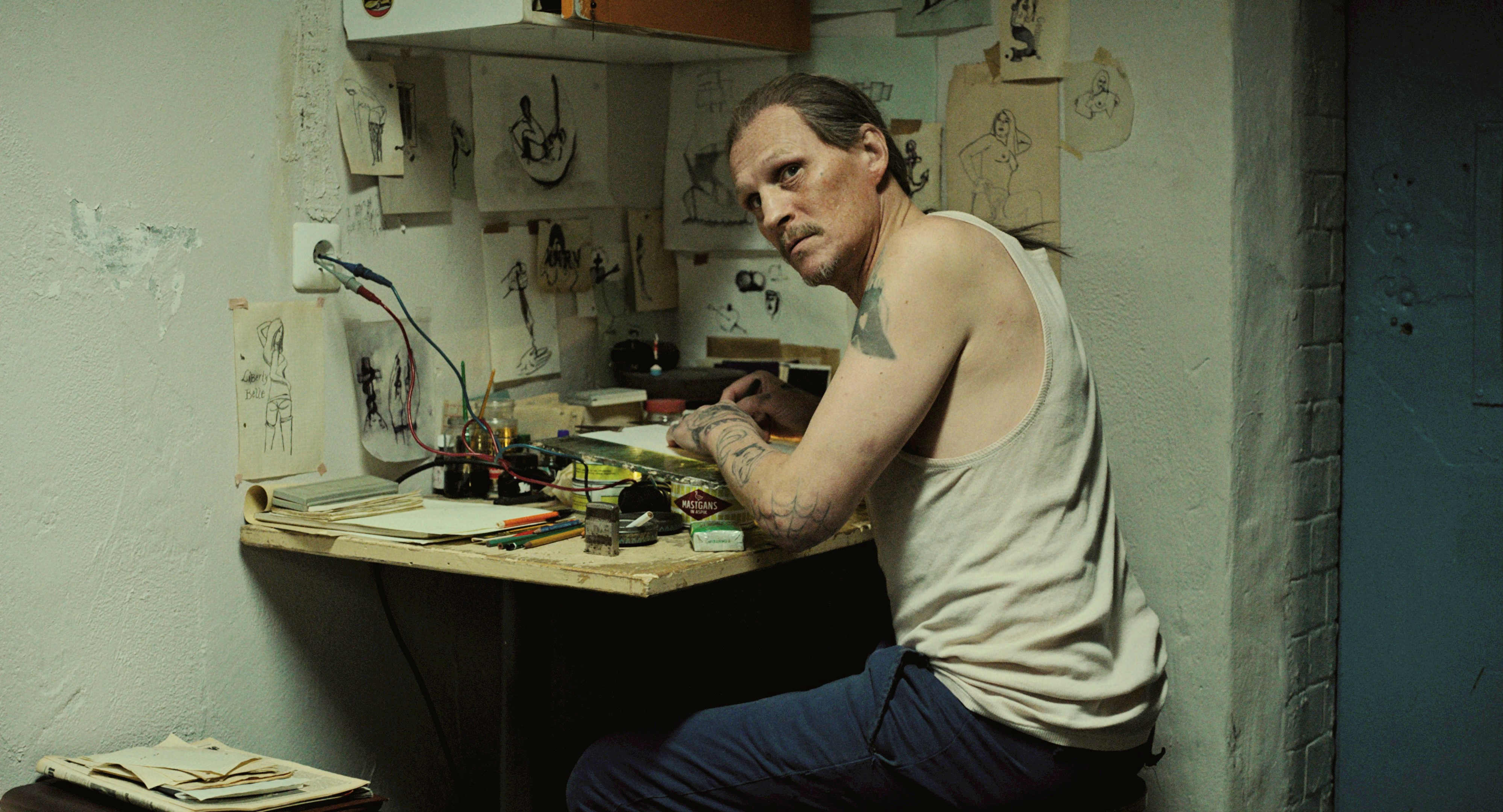 奧地利男星喬治佛瑞德區在《愛你讓我自由》飾演恐同重刑犯,不料自己卻被掰彎。(海鵬)