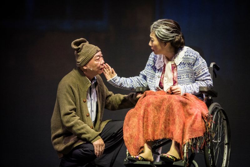 顧寶明和郎祖筠近年在舞台劇《接送情》合作多場演出。（翻攝臉書）