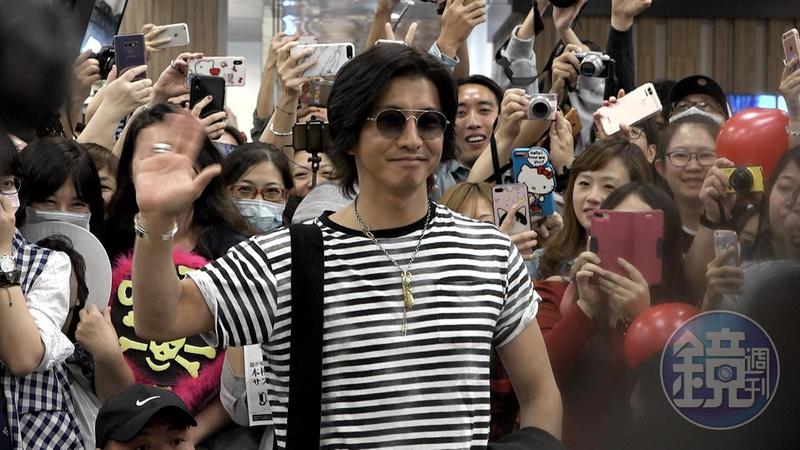 木村拓哉2018年來台,就戴著goro’s項鍊。(資料照片)