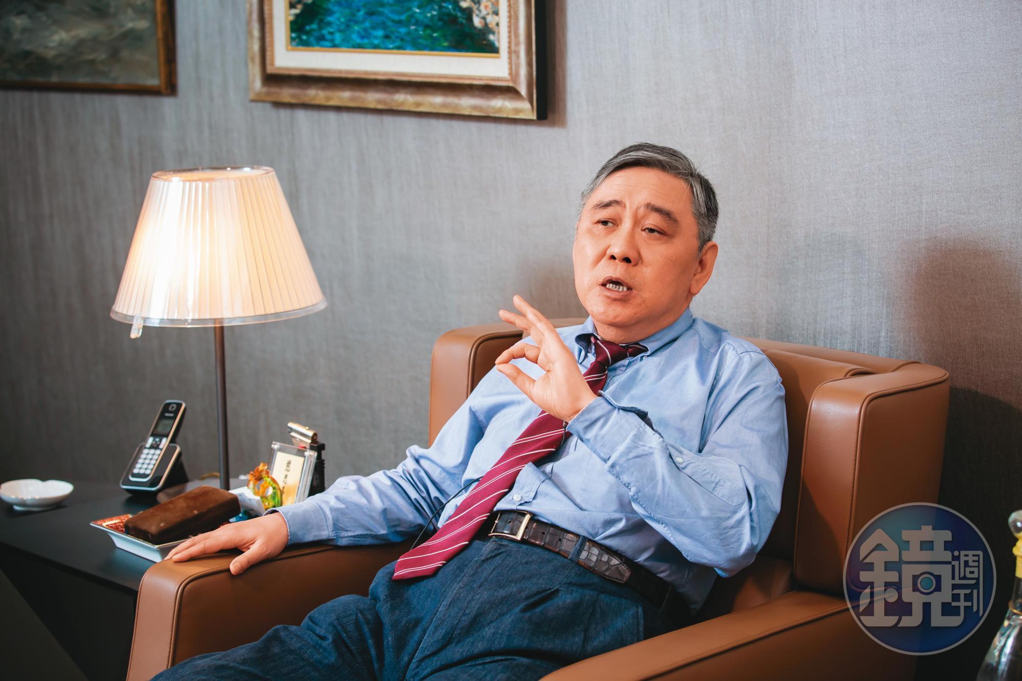 身價千億的宏仁集團總裁王文洋重義氣,卻傳出遭詐騙2千餘萬元鬧上法院。