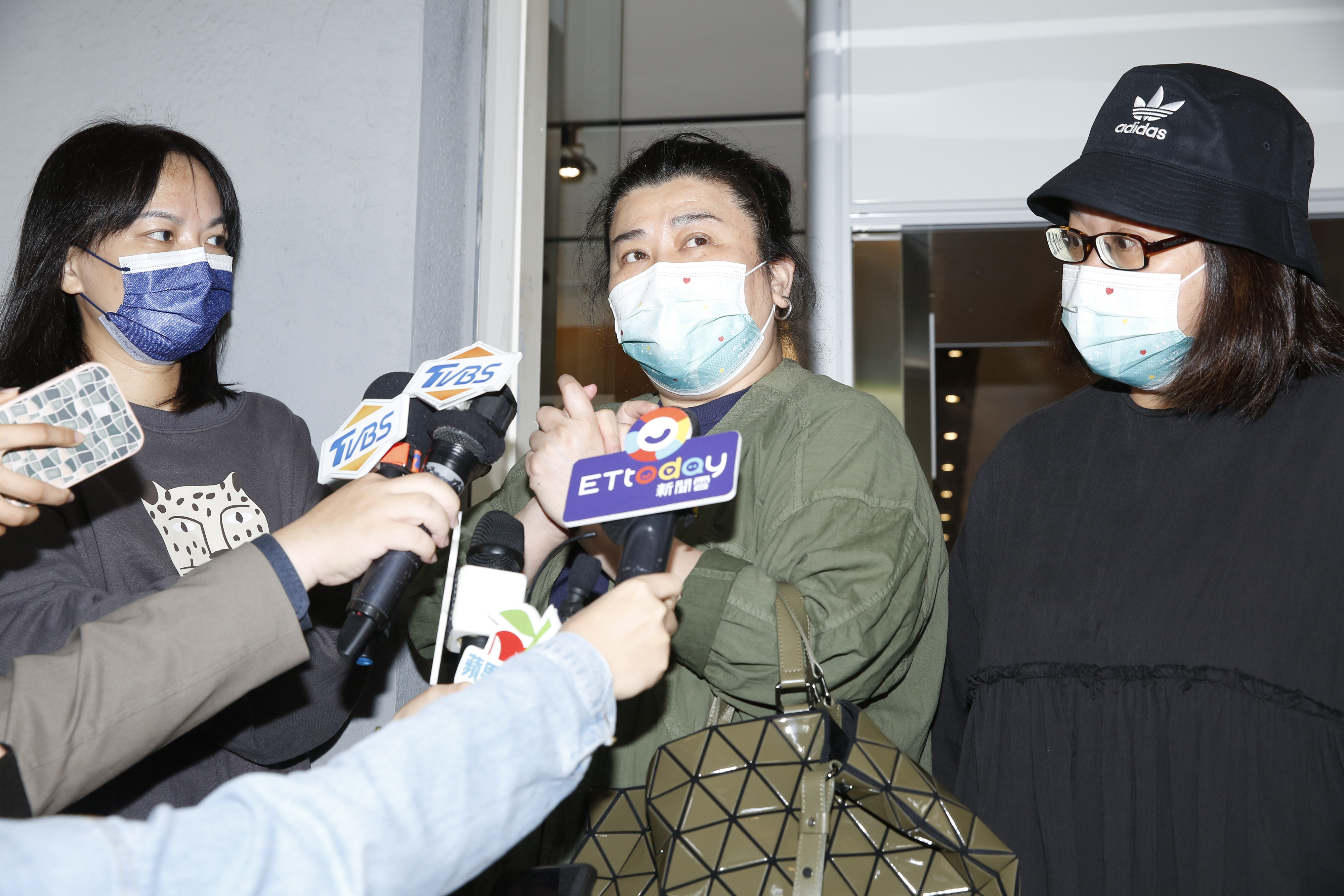 林美秀與鍾欣凌很懷念顧寶明曾帶給她們的溫暖。