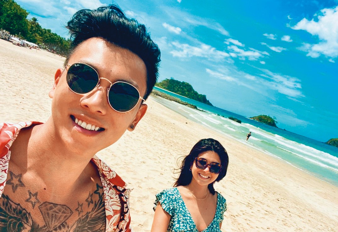 瘦子曾在照片之中牽著Jennifer放閃，兩人顯得十分登對。（翻攝自duoduoyoung  IG）