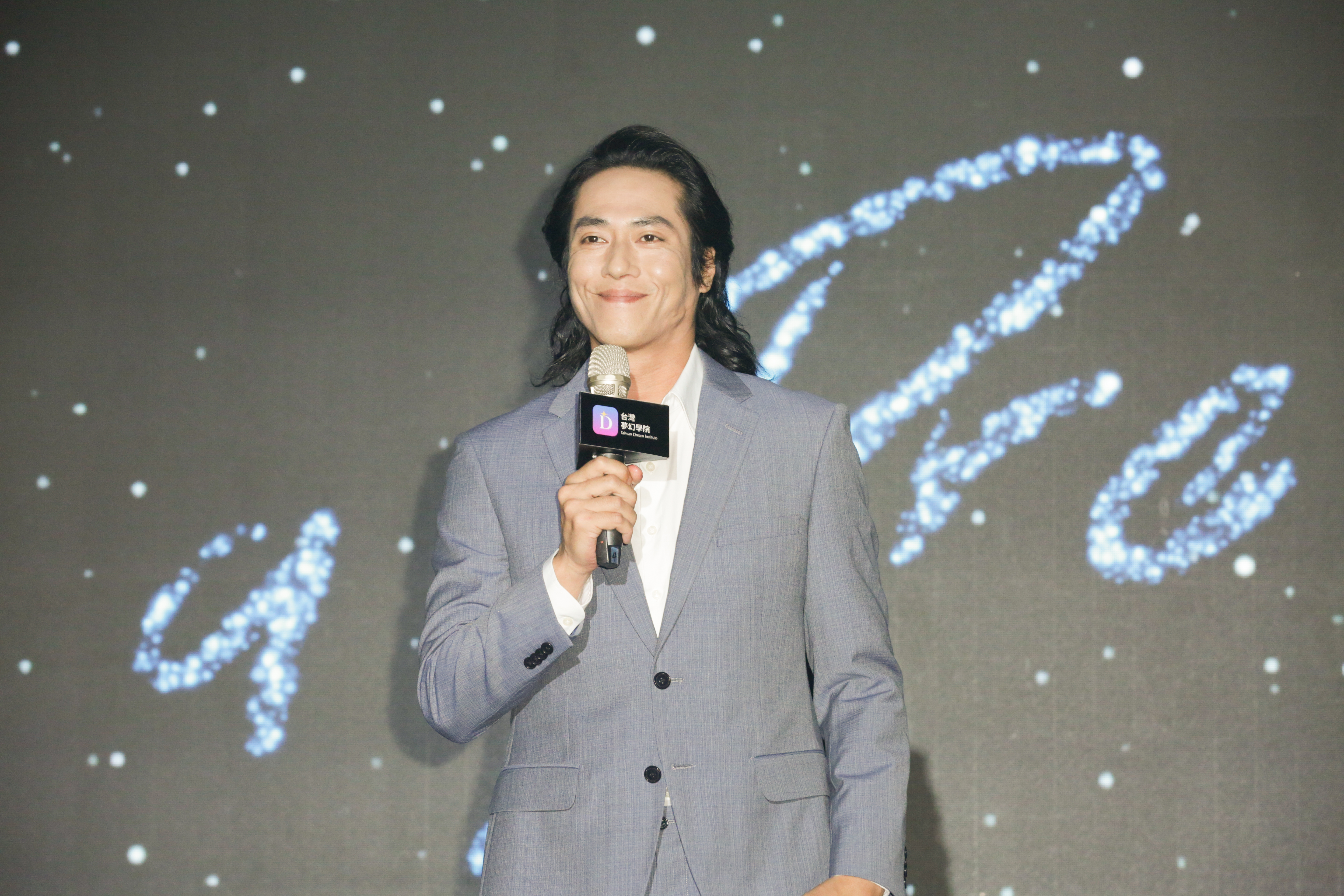 莊凱勛今分享原本有飛行員夢。