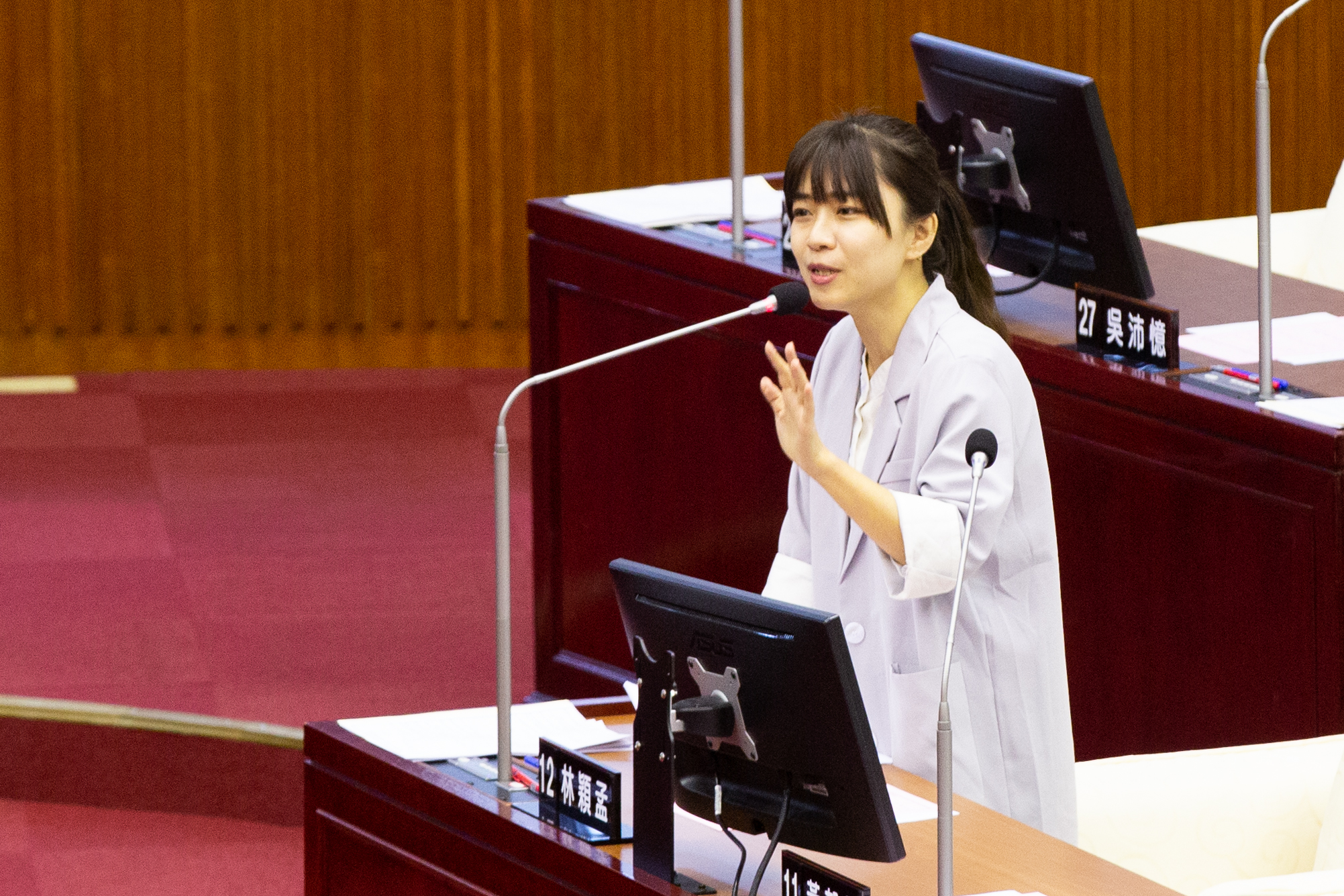 林穎孟涉詐助理費，聲押改100萬交保。