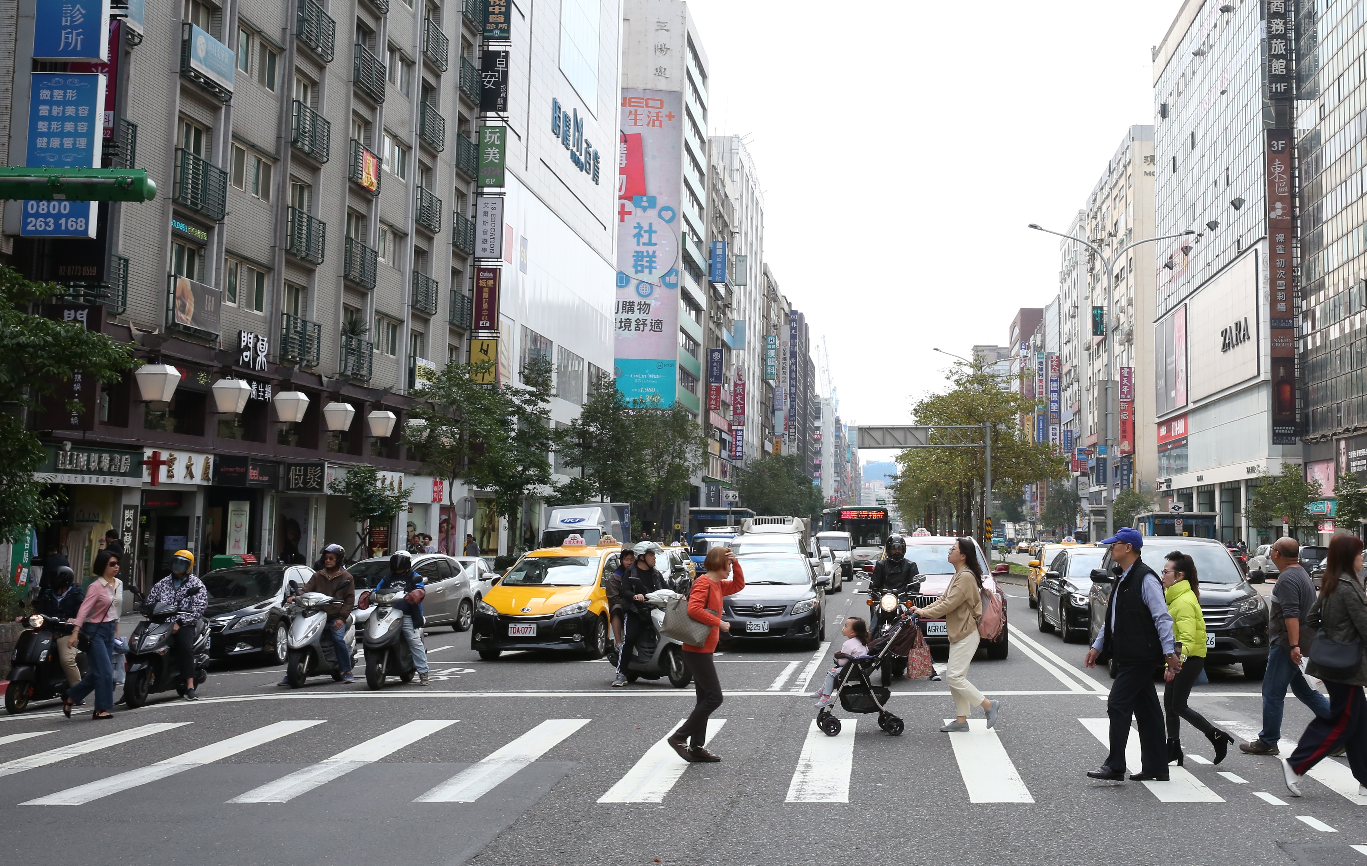 台灣交通危險到獲得日本官方認證，令台灣網友直搖頭。（示意圖，本刊資料照）