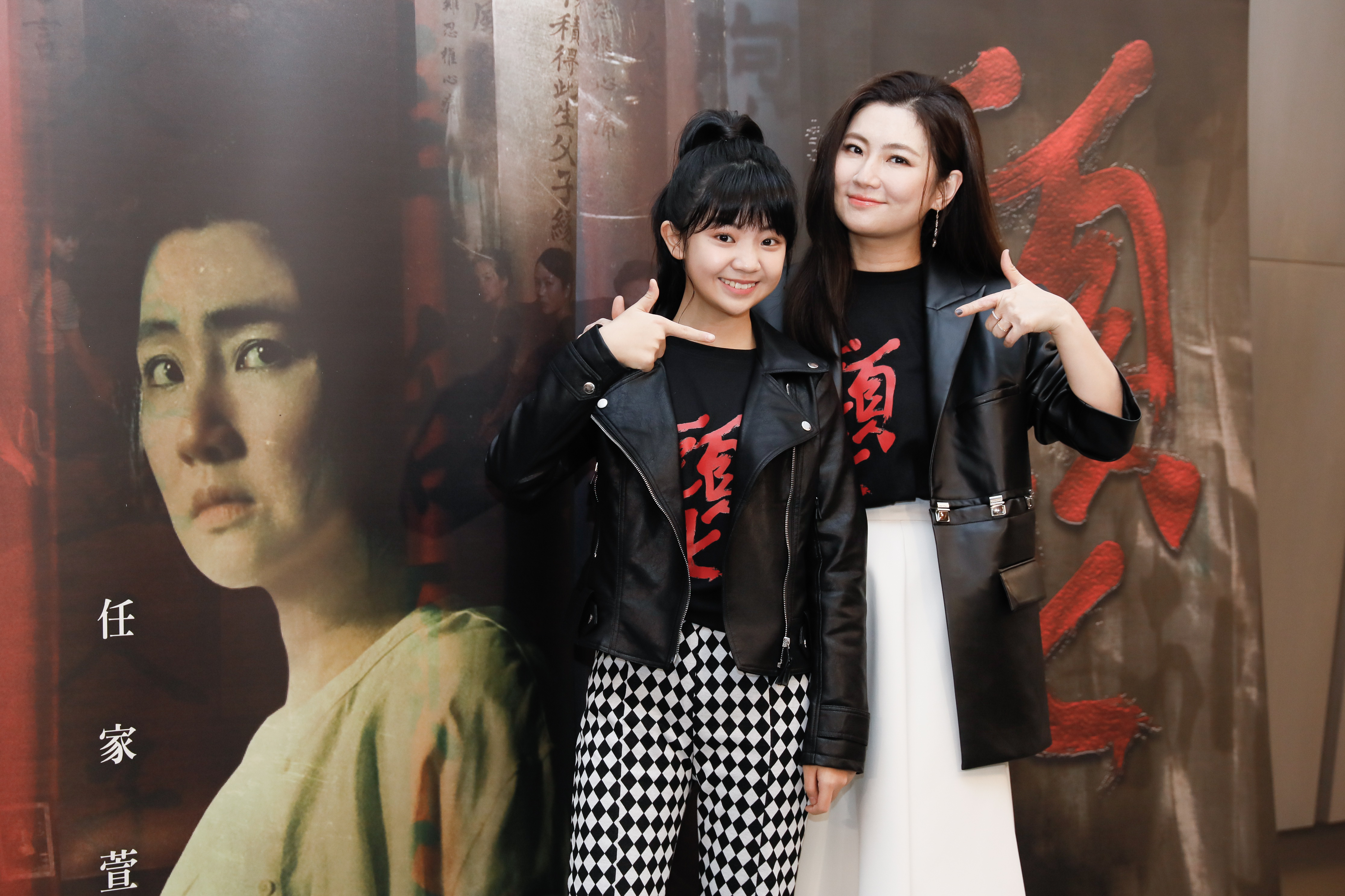 Selina誇吳以涵漂亮又可愛，也將學業與工作平衡得很好，感嘆自己如能生像她一樣的女兒就好。