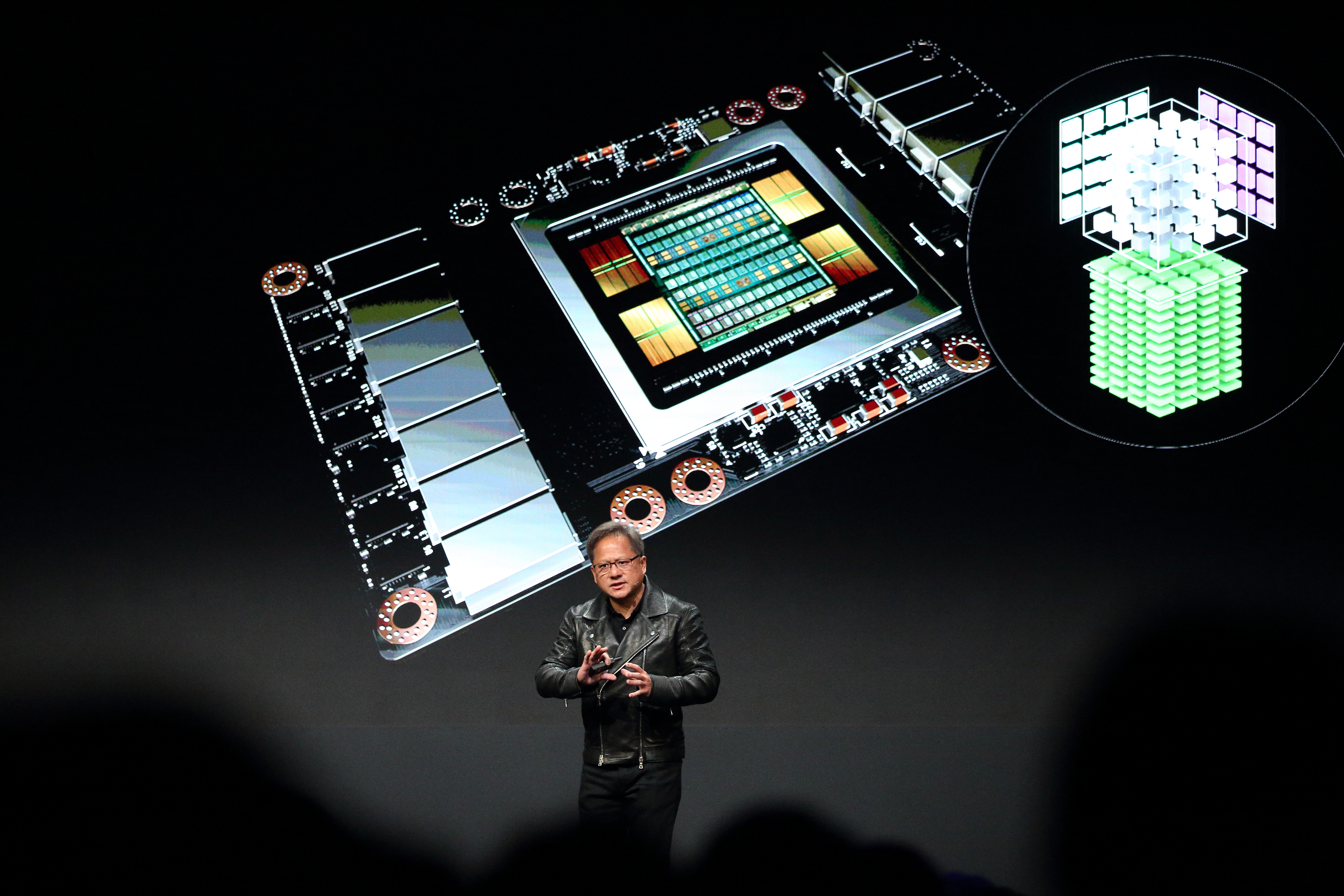 輝達（NVIDIA）執行長黃仁勳直言，下一波AI浪潮是機器人，這個機器人將具有感知、規畫的能力，不在只是單純辨識、學習與分析的功能。