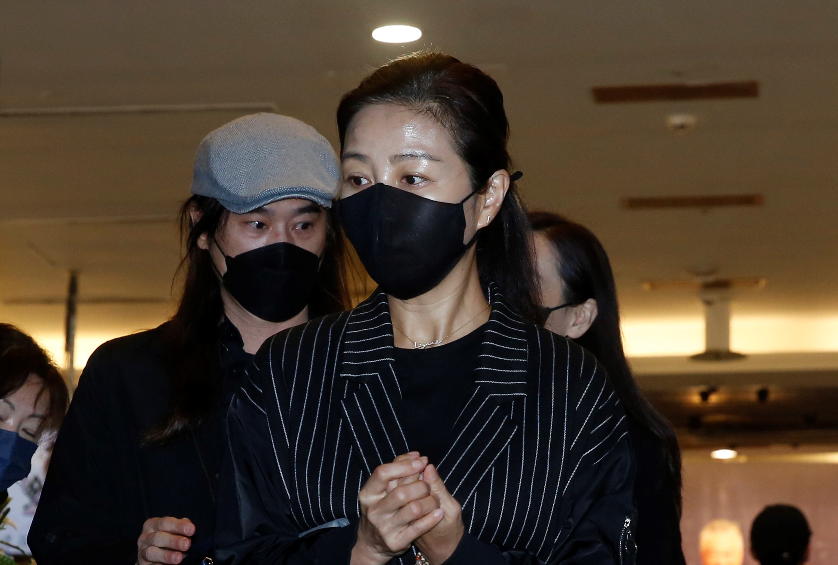 方文琳拍攝客語劇時受唐川照顧。