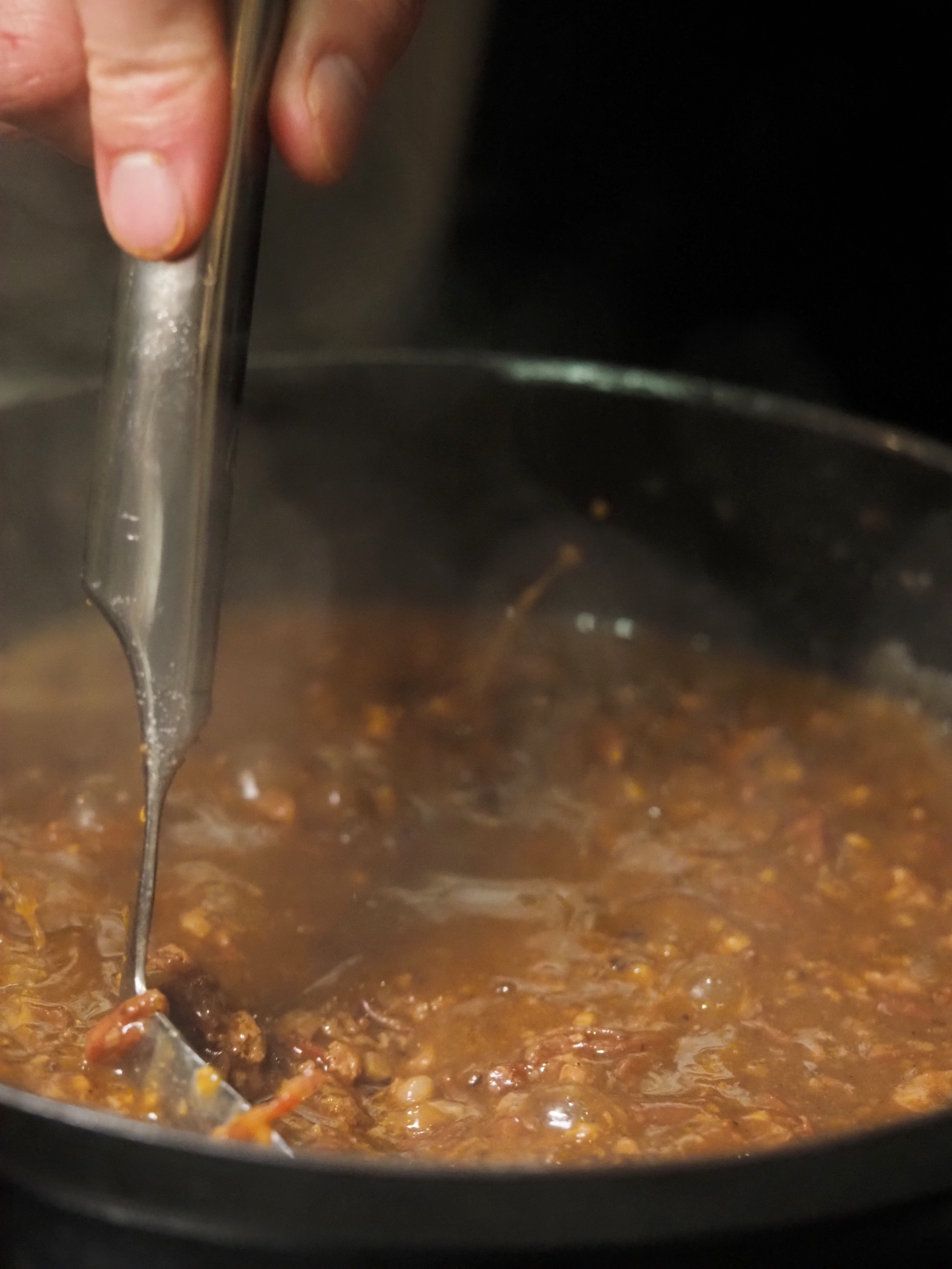 肉燥用風乾臘腸撐起了濃郁的旨味。