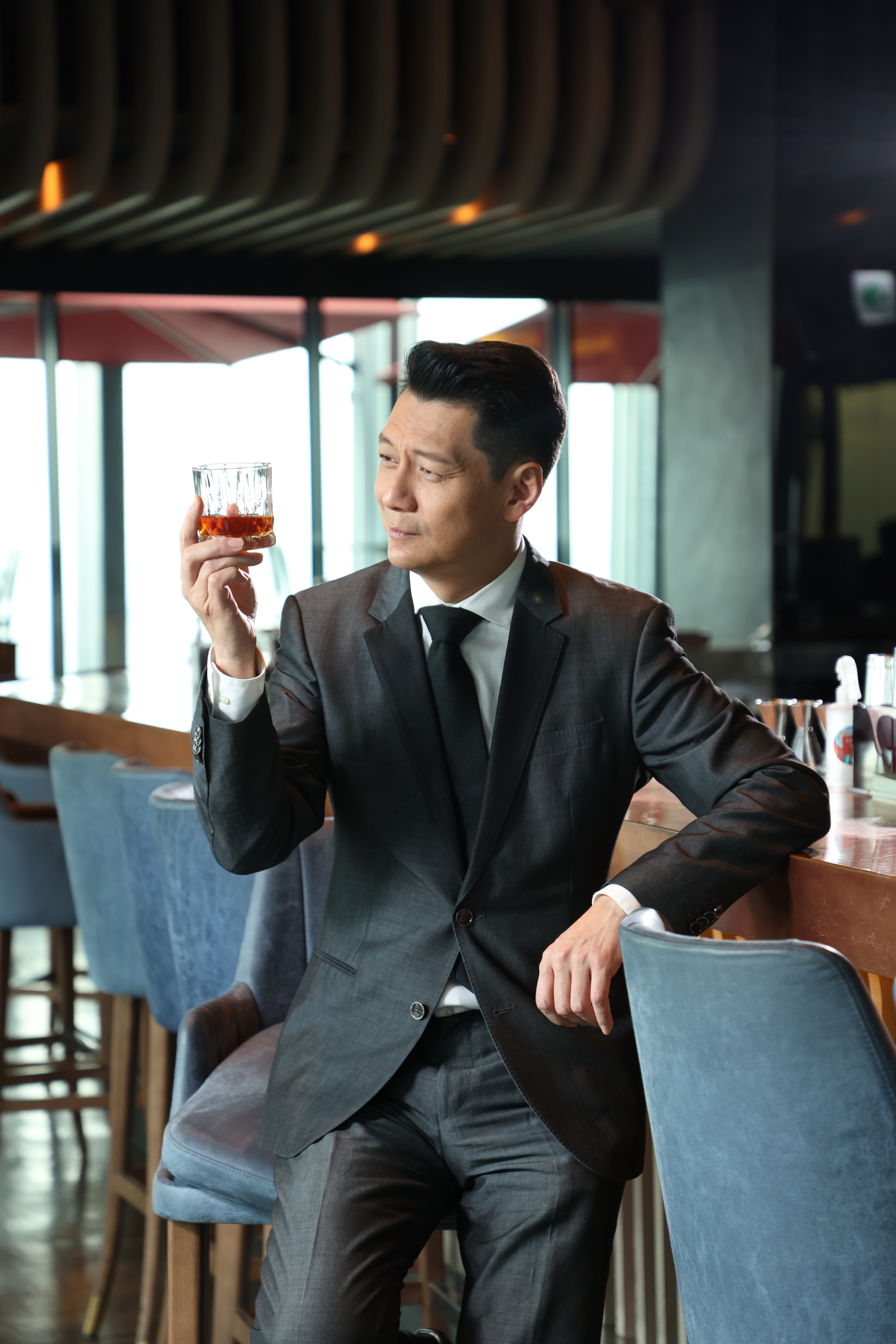 SelvaRey嘻瑞24K蘭姆酒台灣品牌大使聶雲喝蘭姆酒的酒齡約5年，鍾愛嘻瑞的層次豐富乾淨。