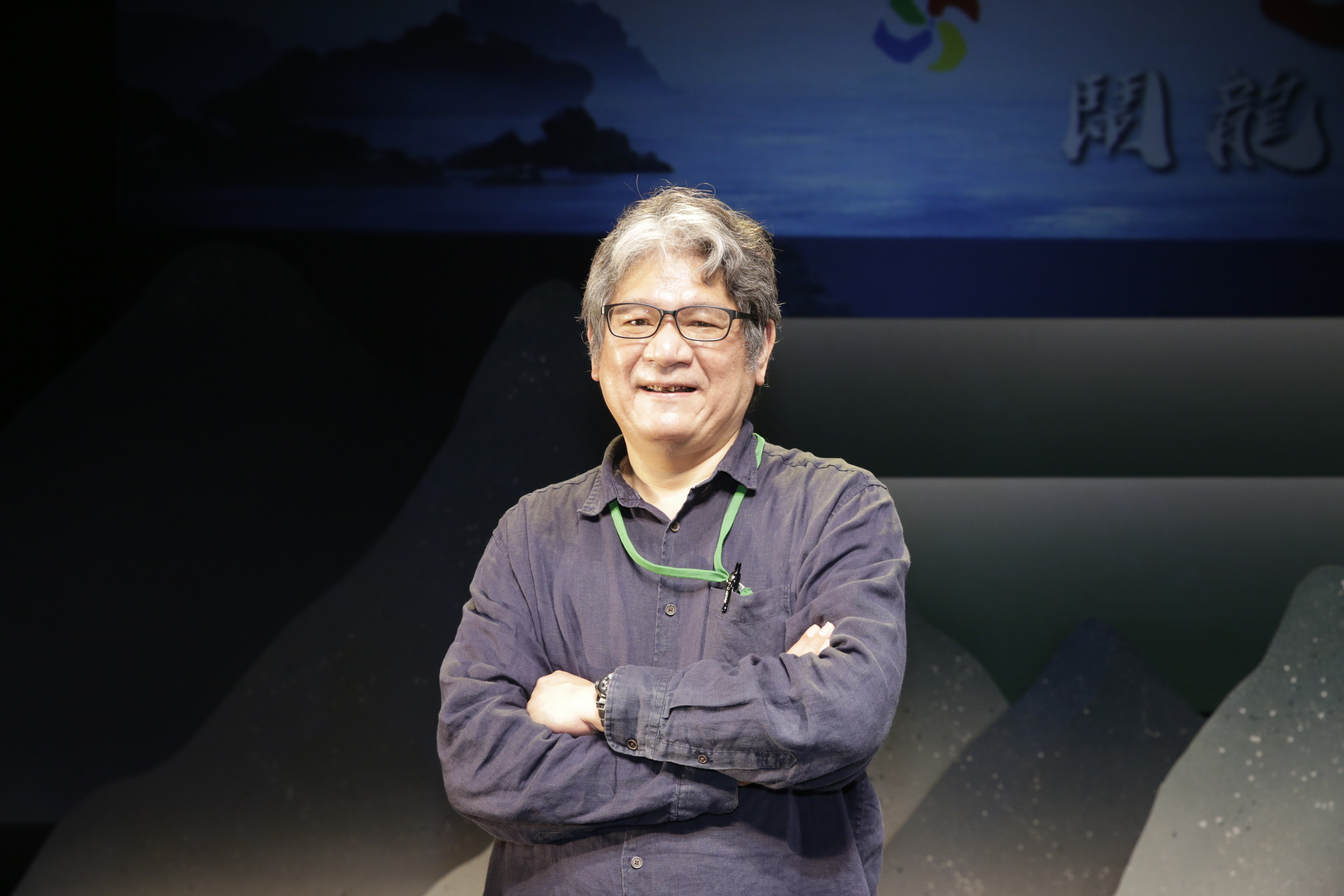李永豐難忘五歲時在故鄉看黃俊雄布袋戲表演，哈買二齒與歌手西卿的「偶」、「人」對話留下了深刻印象。