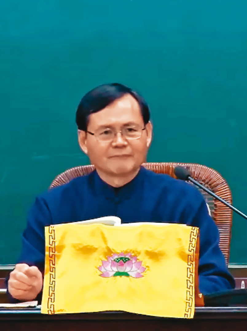 菩提仁愛之家現任董事長吳聰敏出身公務體系，爭議不少。（翻攝自YouTube）